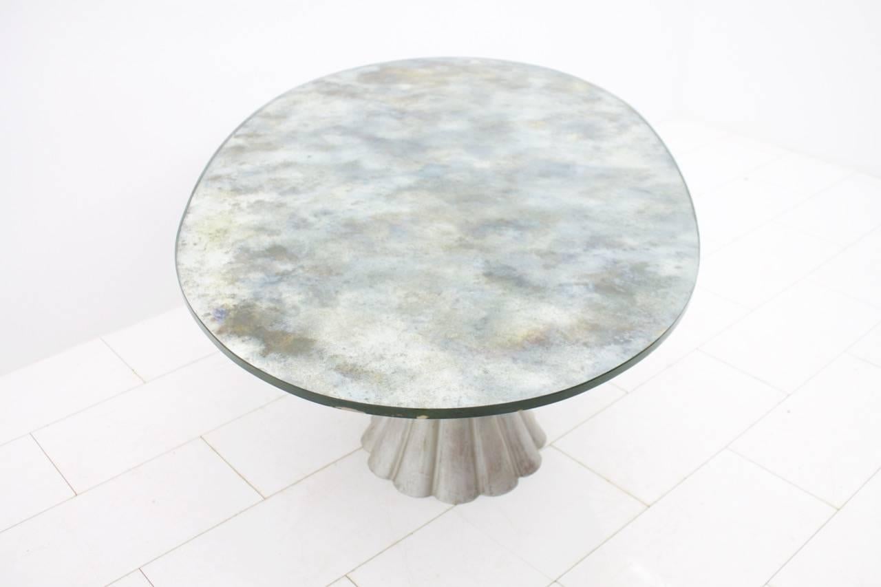 Oval Dining Table with Mirrored Glass Top and Metal Base Italy 1960s In Good Condition In Frankfurt / Dreieich, DE
