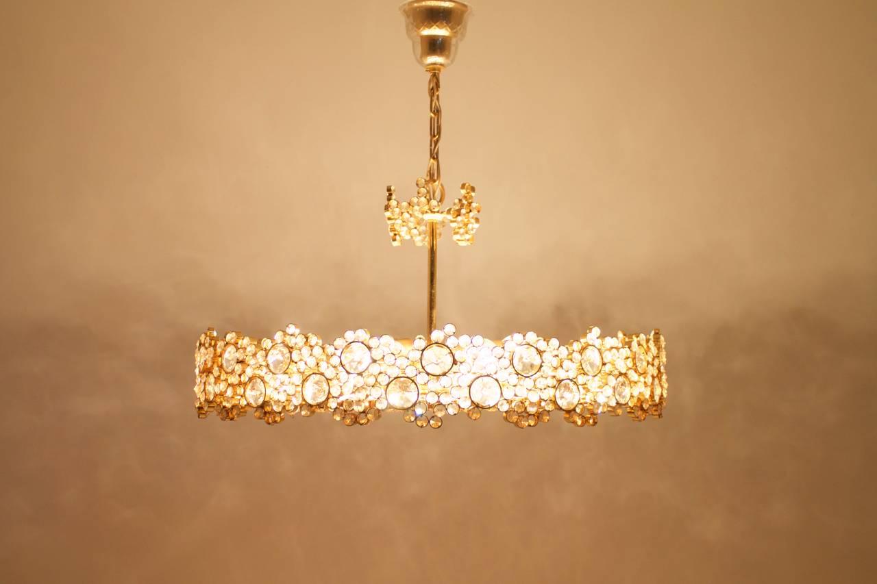 Large Gilded Brass and Crystal Glass Chandelier by Palwa, Germany, 1960s (Vergoldung) im Angebot