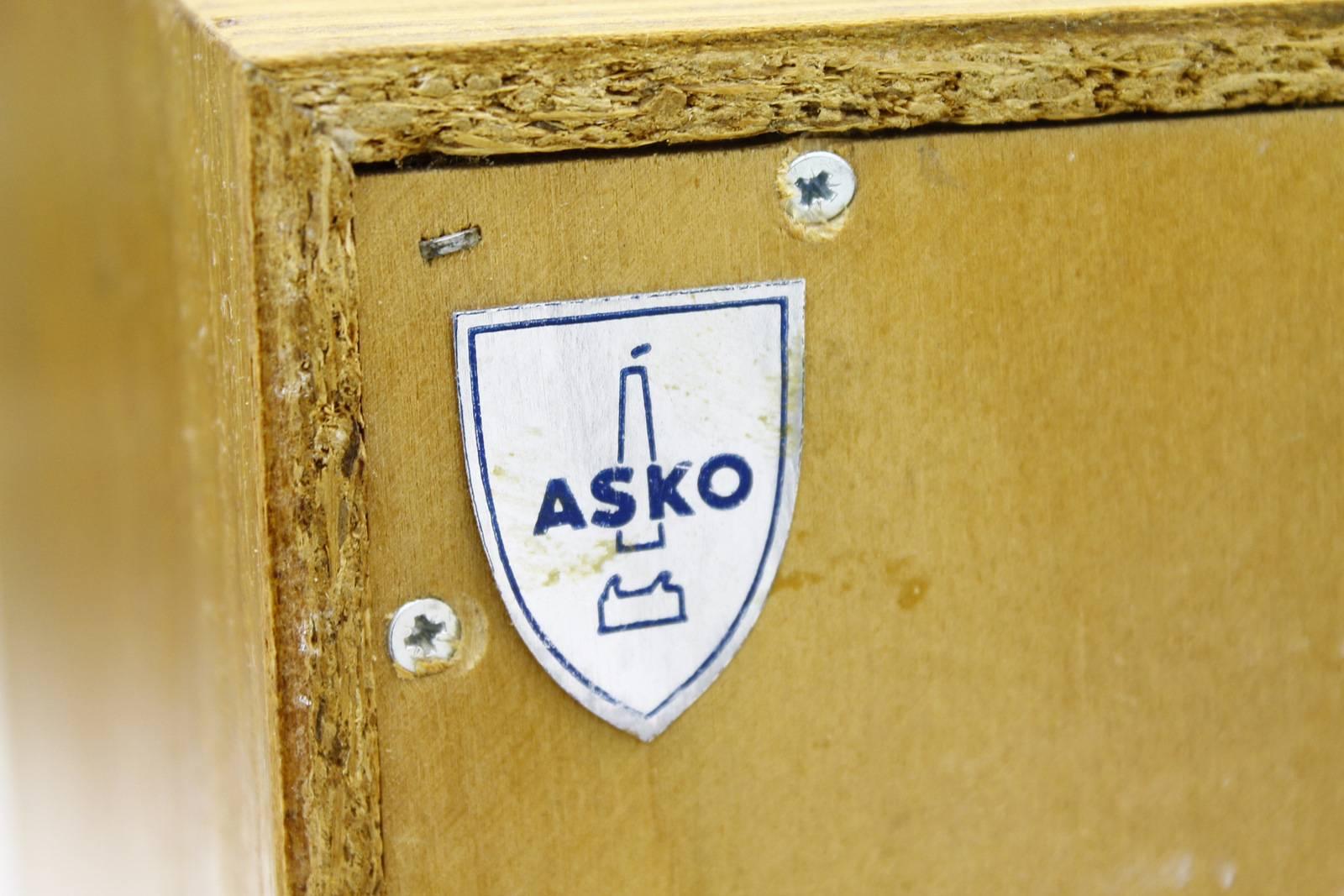 Rare Pair of Ashwood Sideboard by Ollie Borg, Asko Finland, 1950s 4