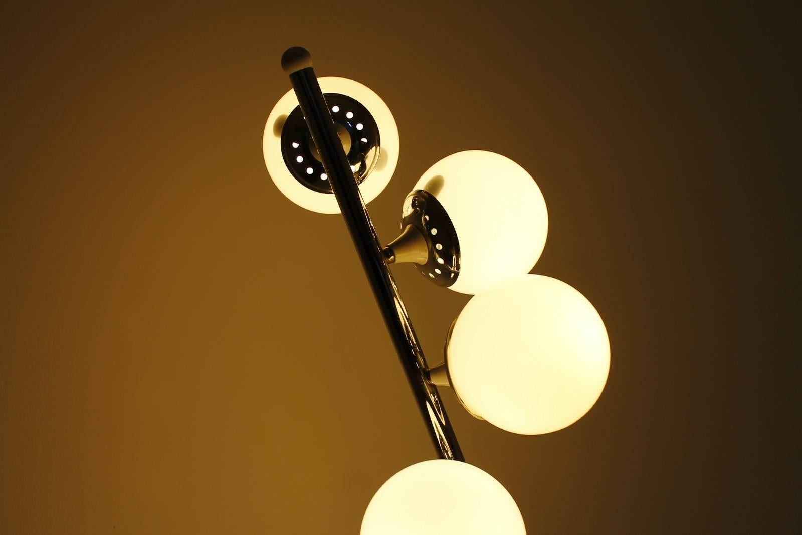 Stilnovo Floor Lamp with Carrara Marble and Chrome, Italy 1960s In Excellent Condition In Frankfurt / Dreieich, DE