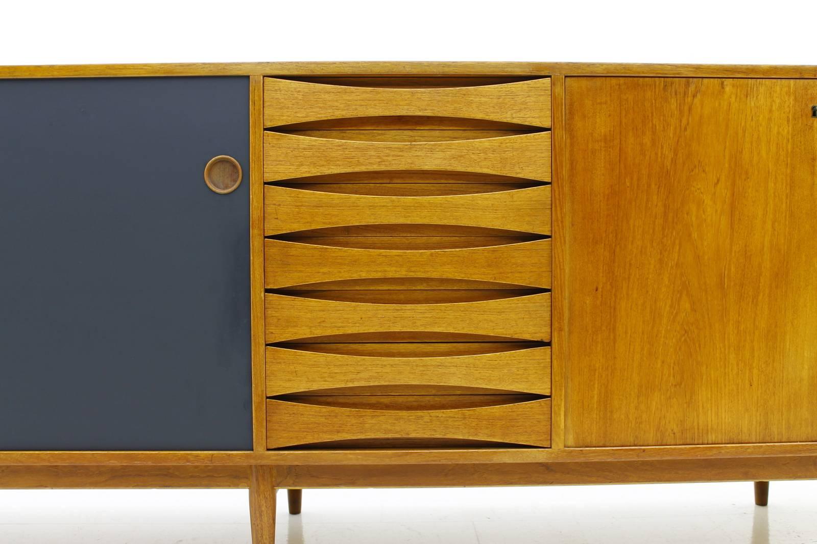 Mid-20th Century Large Freestanding Sideboard with Reversible Doors, Arne Vodder, 1959