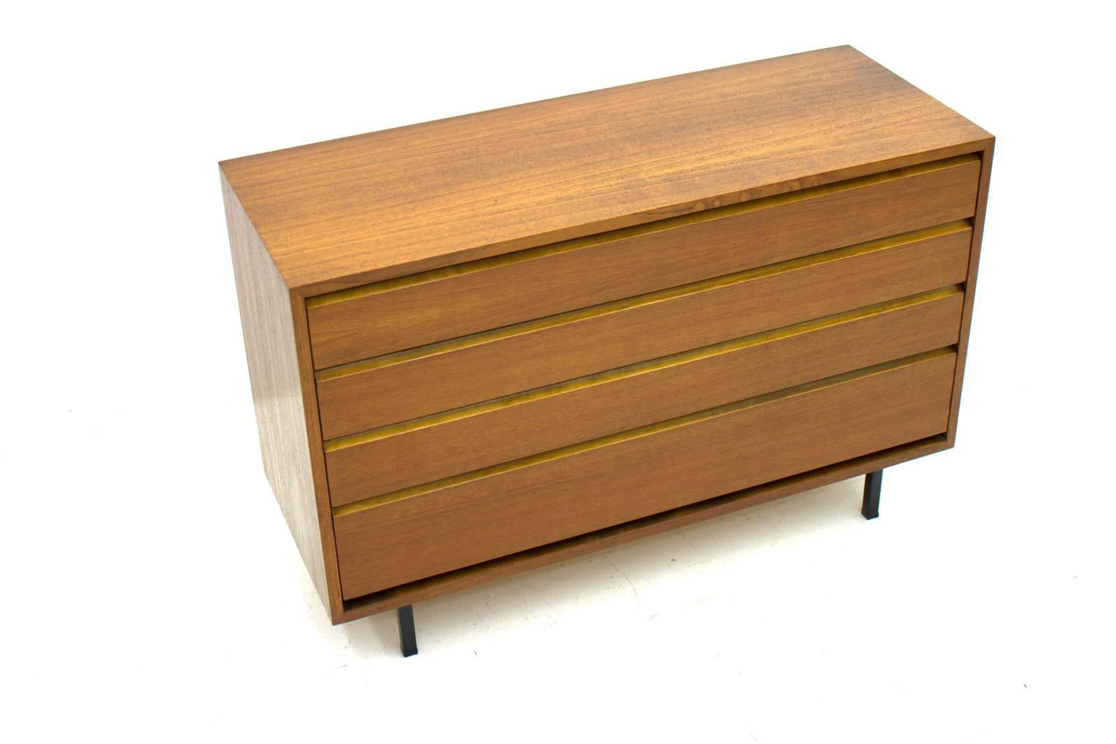 Scandinavian Modern Chest of Drawers by Ollie Borg, Finland, 1950s
