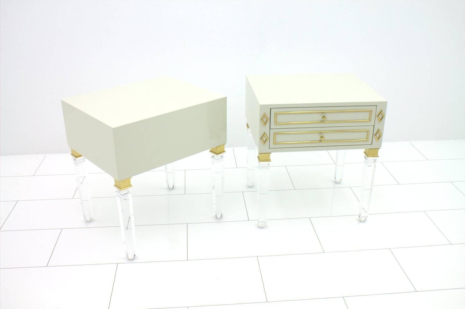 Hollywood Regency Pair of Nightstands, Lucite, Wood and Brass, 1970s