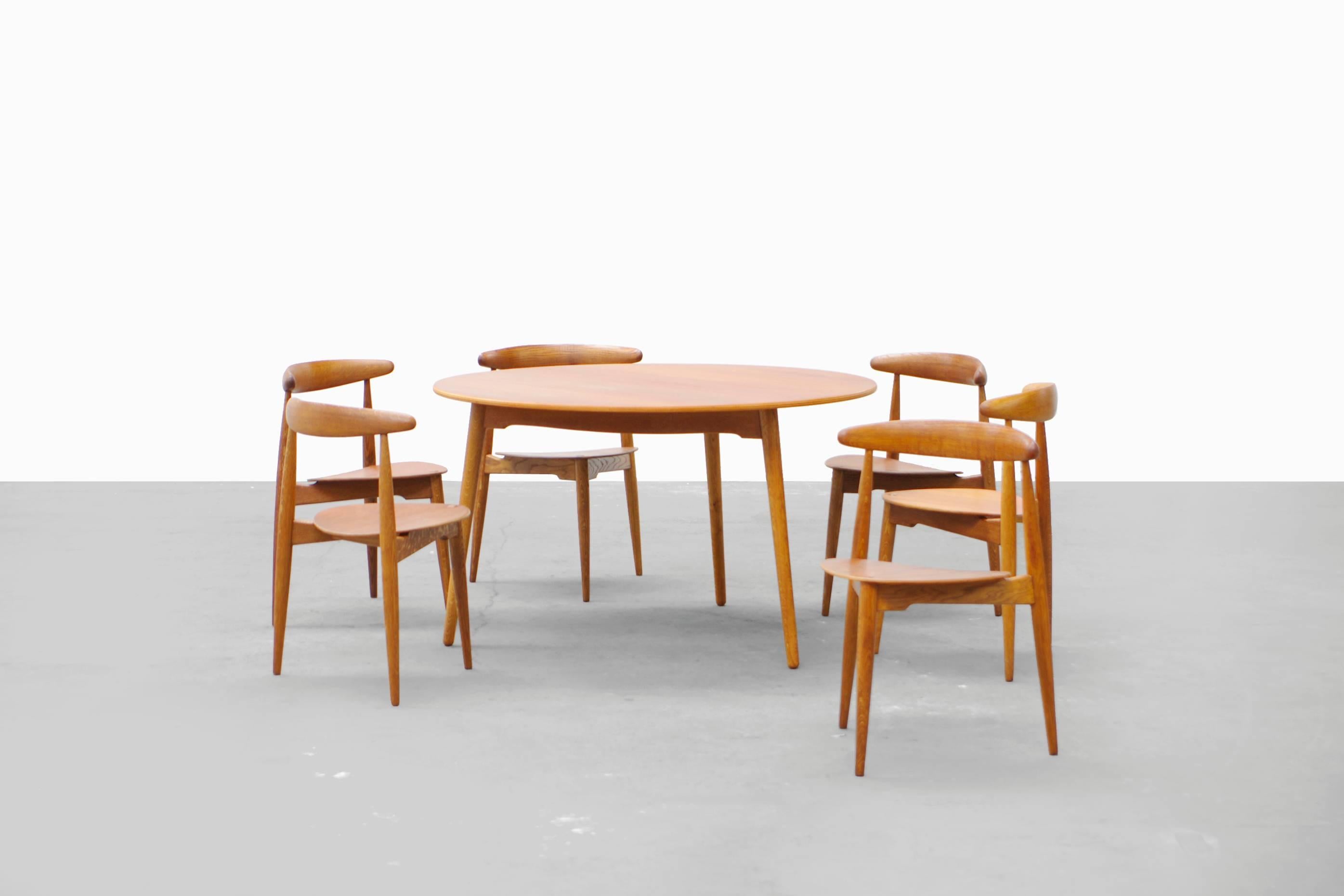 Scandinavian Modern Teak Dining Group by Hans Wegner for Fritz Hansen FH 4103 Heart, 1952