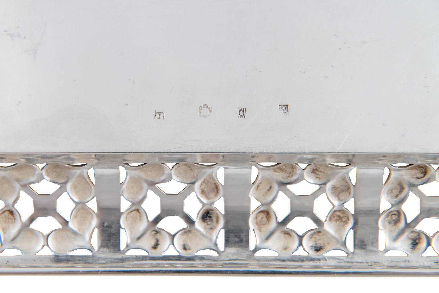 Josef Hoffmann Silver Tray, circa 1908, Wiener Werkstatte In Excellent Condition In Vienna, AT