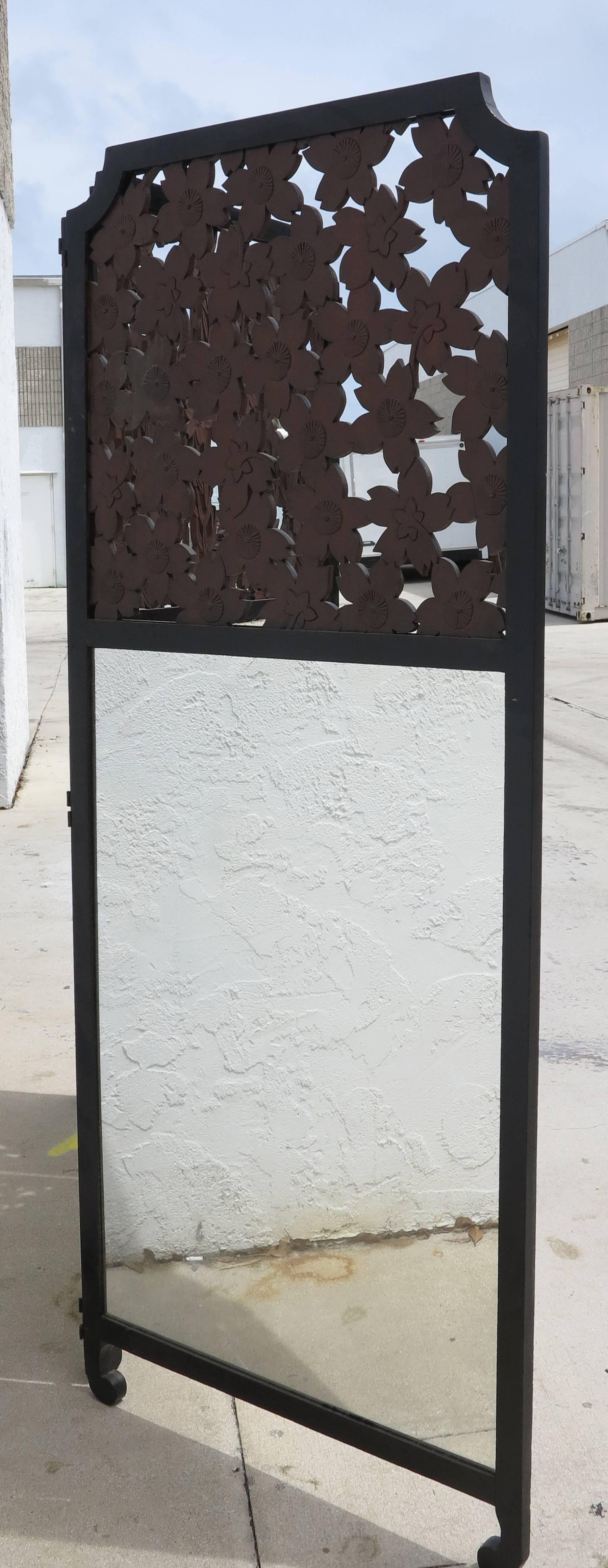 Aesthetic Movement Three-Panel Screen with Detailed Wood Carving, 19th Century  In Excellent Condition In West Palm Beach, FL