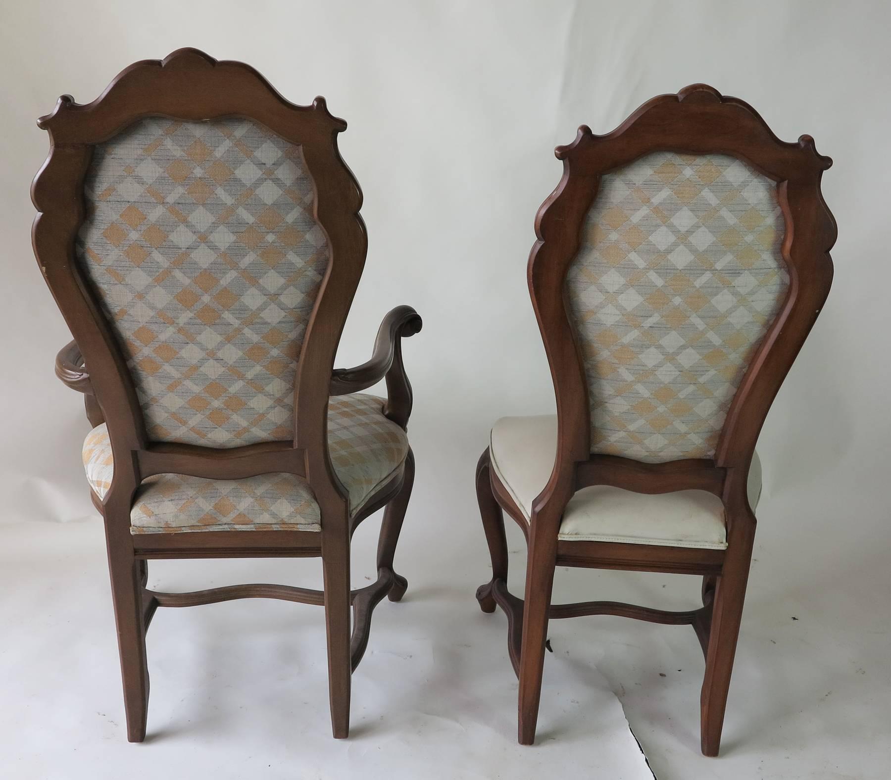 Six Karges French Louis XV Style Walnut Dining Room Chairs In Excellent Condition In West Palm Beach, FL
