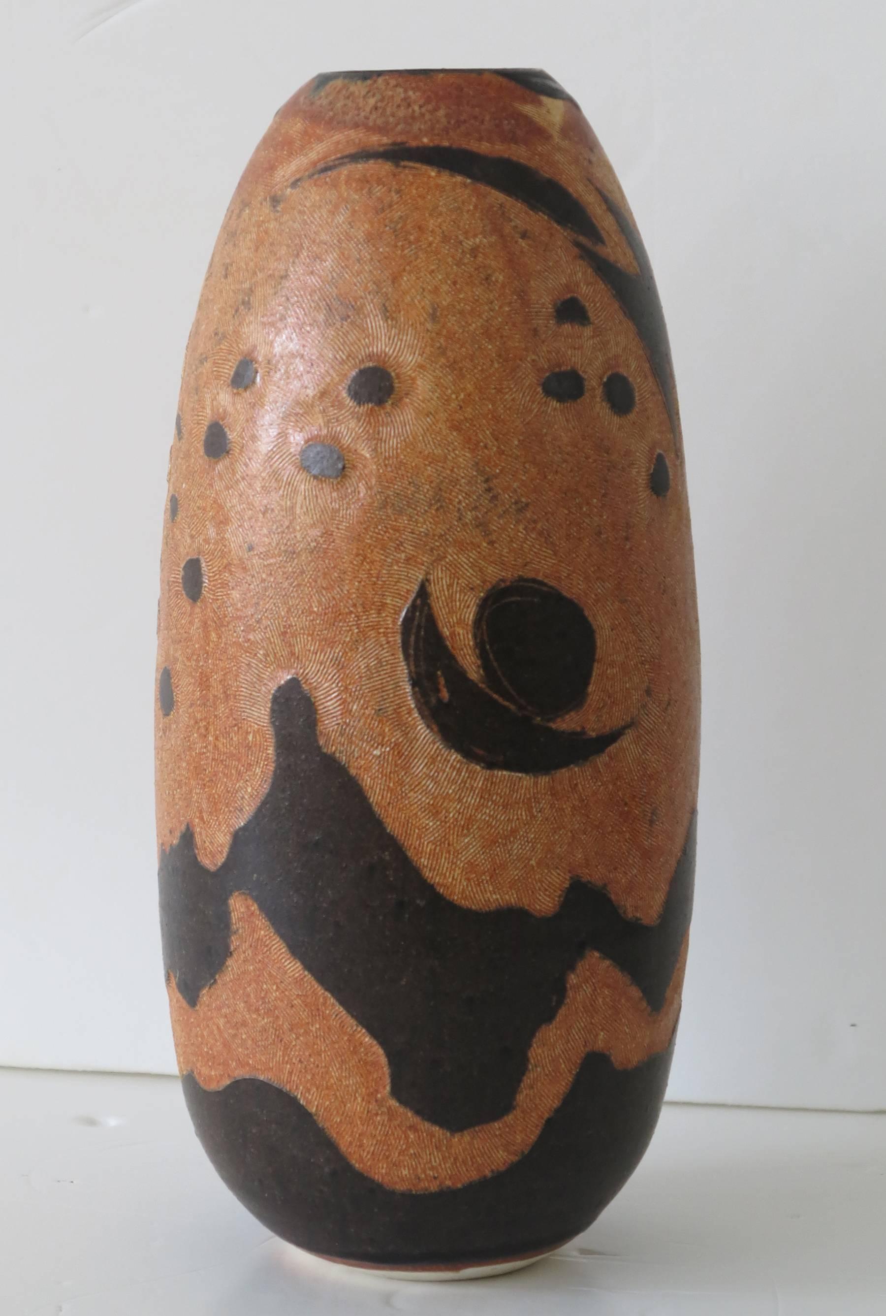 Studio art Pottery vase incised and sgraffito modern design Signed
