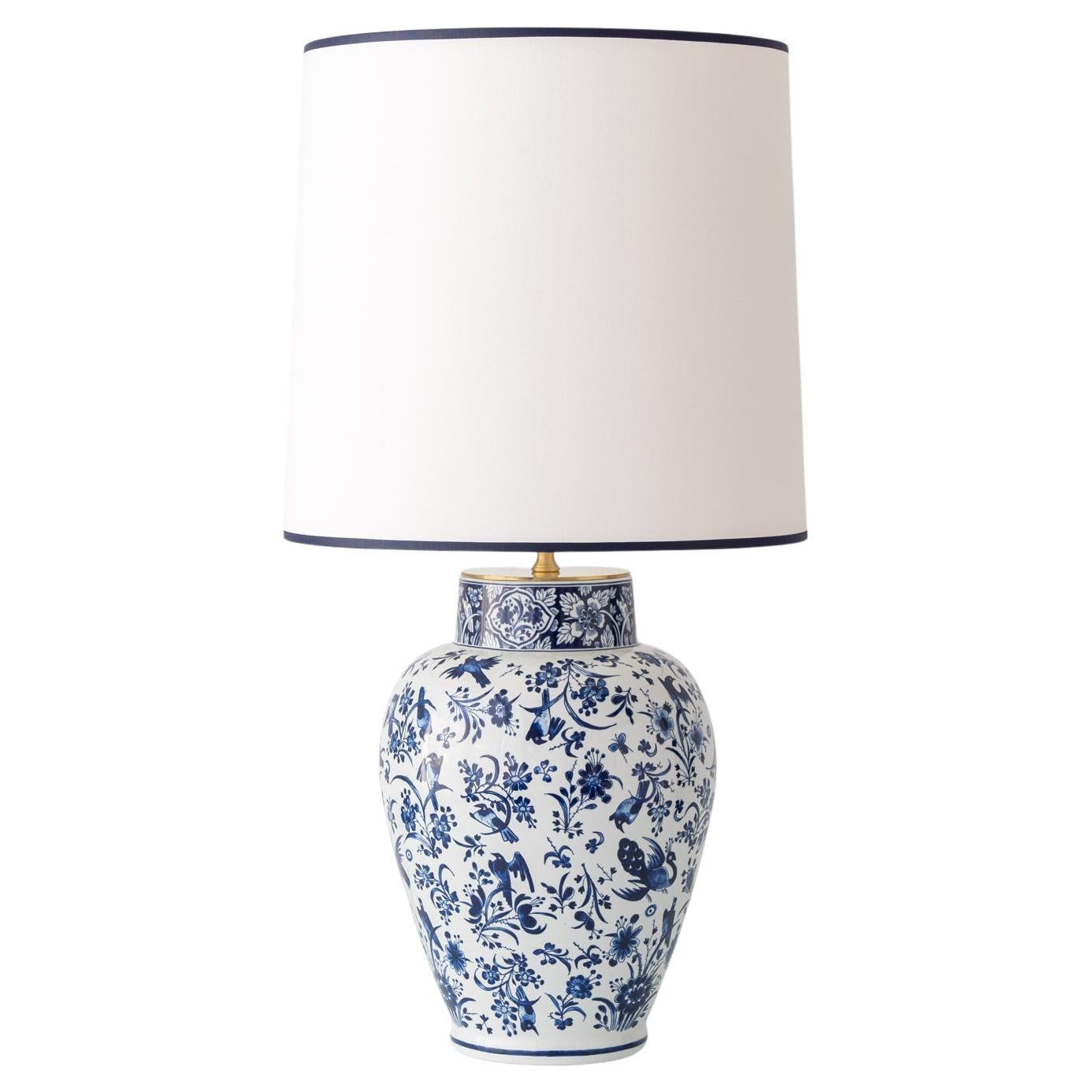 Royal Delft x Amitābha Studio Lampe de table Delft bleu et blanc