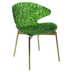Swan Chair - Jade Green - Ikonisches Design mit fesselndem Lichtspiel
