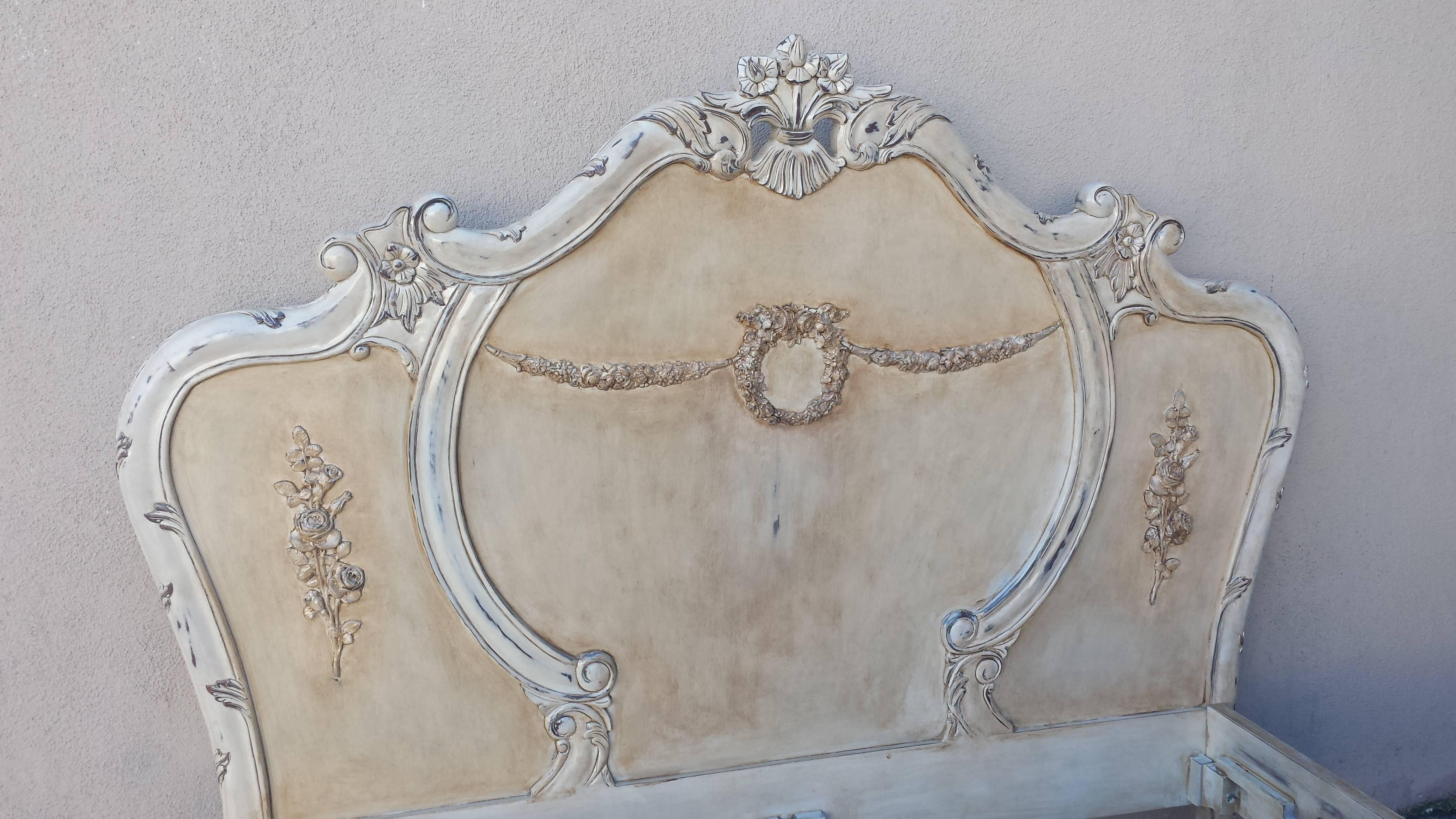 Carved French Bed, French Louis XV Style Bed Queen-Size 