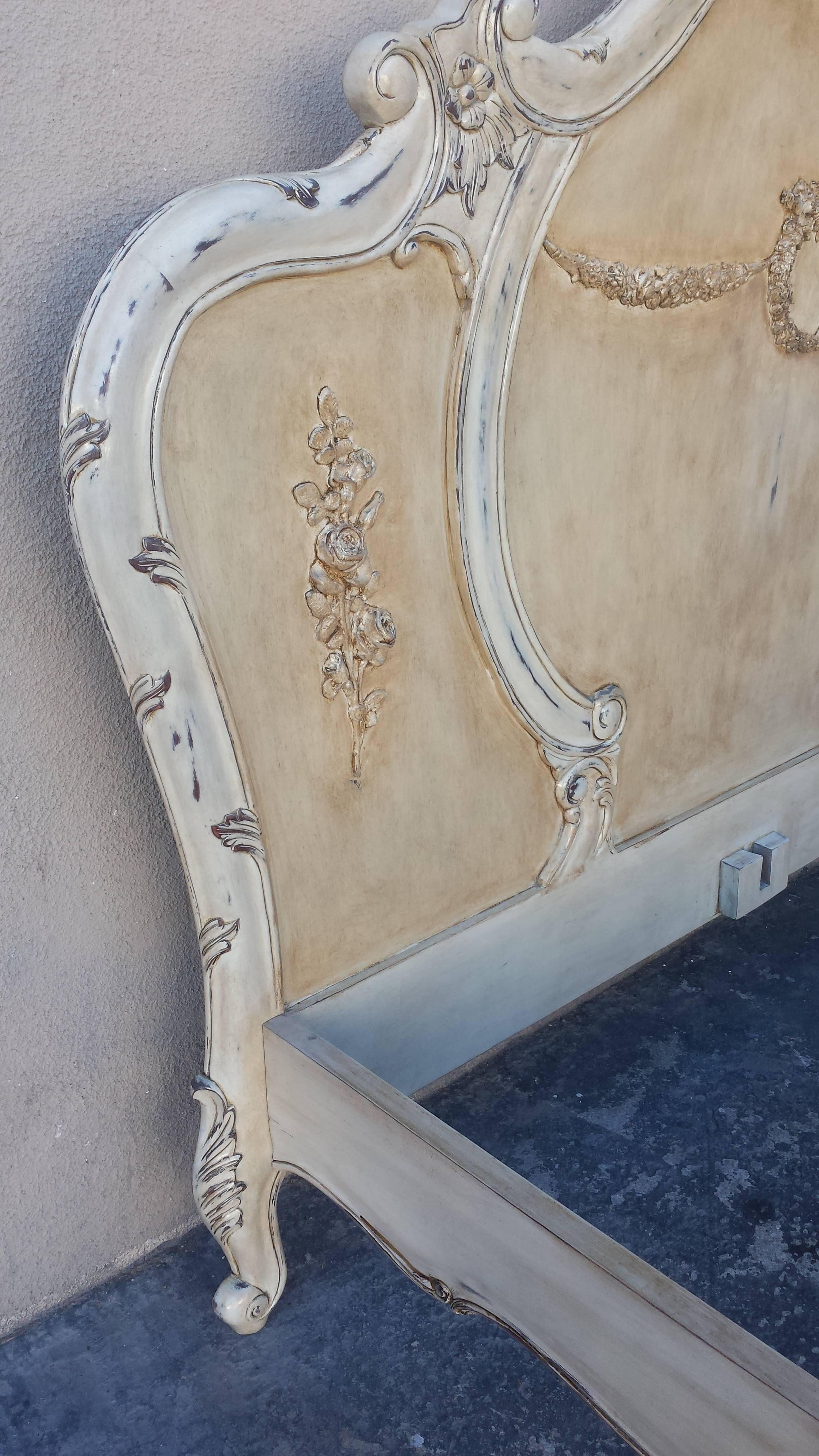 French Bed, French Louis XV Style Bed Queen-Size  In Excellent Condition In Glendale, CA