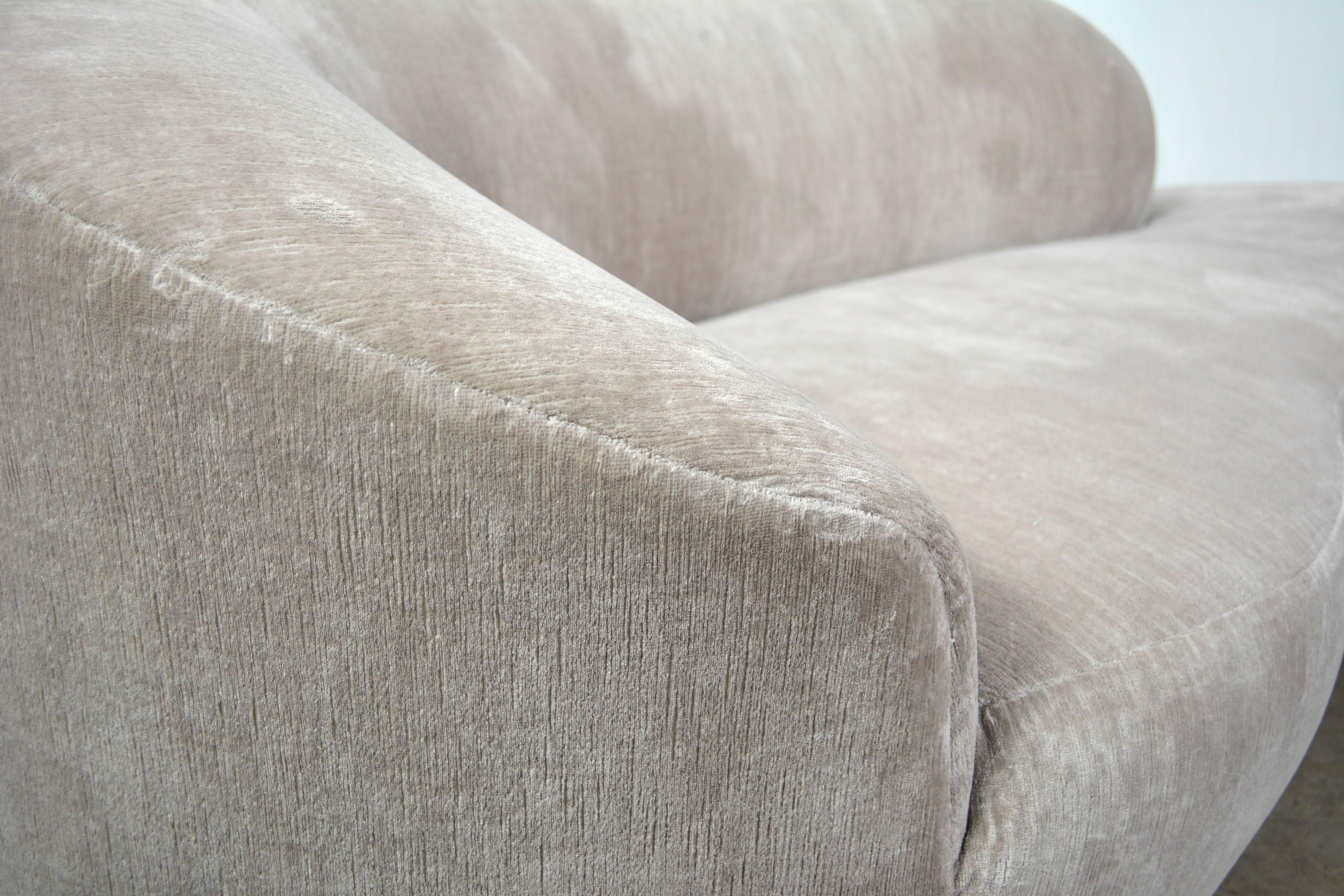 Late 20th Century Vladimir Kagan Sofa