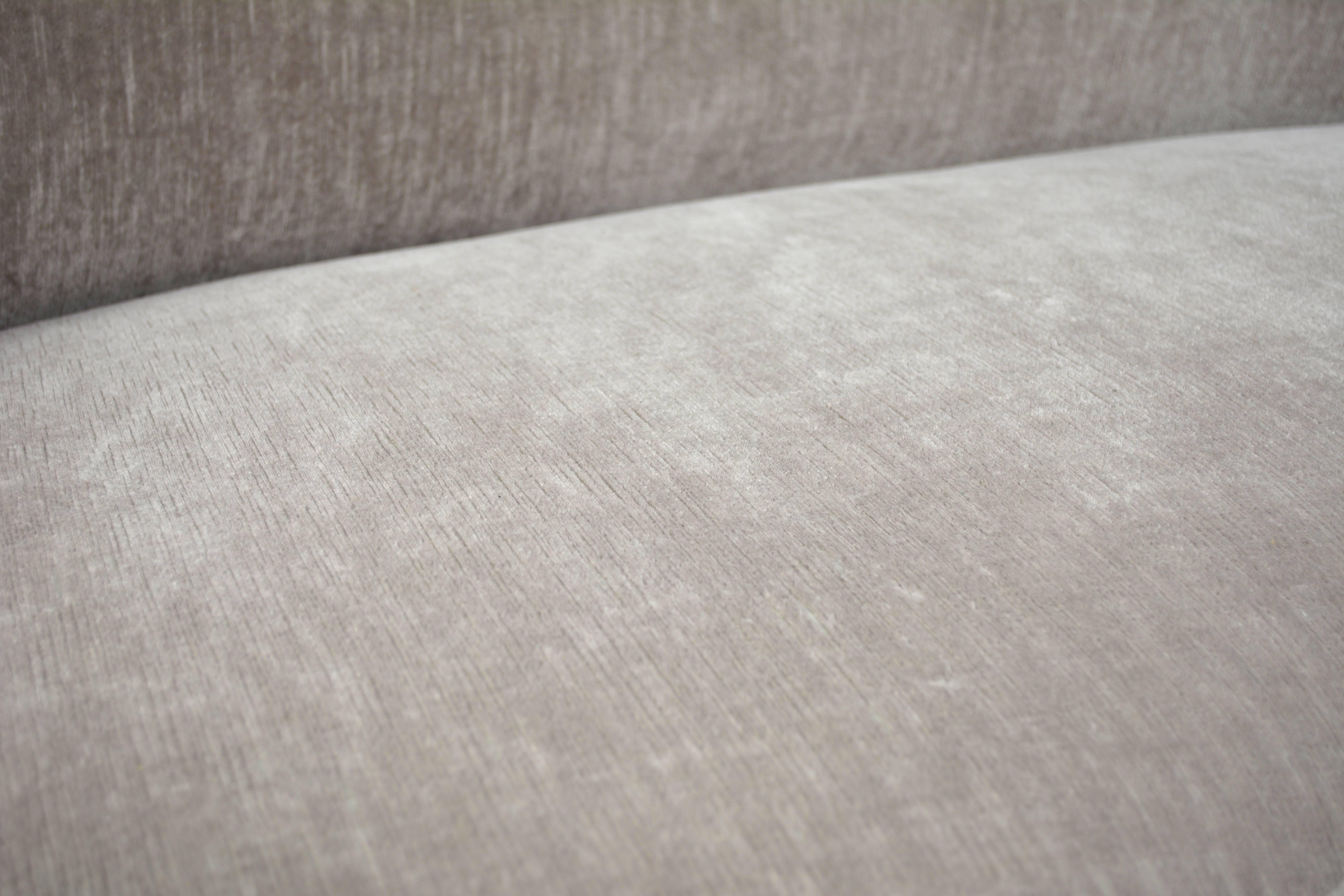 Vladimir Kagan Sofa 1