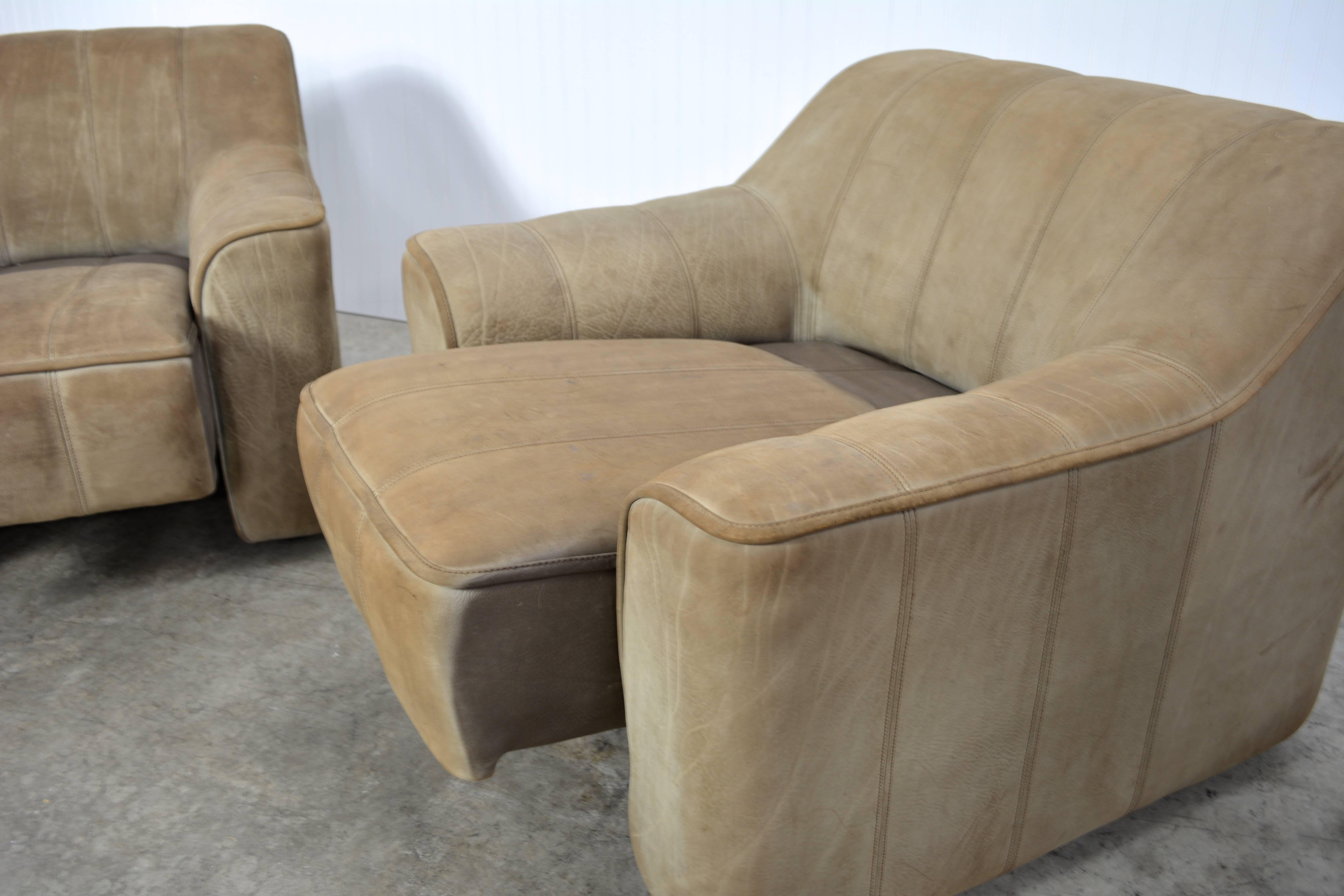 De Sede DS-44 Leather Lounge Chairs, Pair For Sale 2