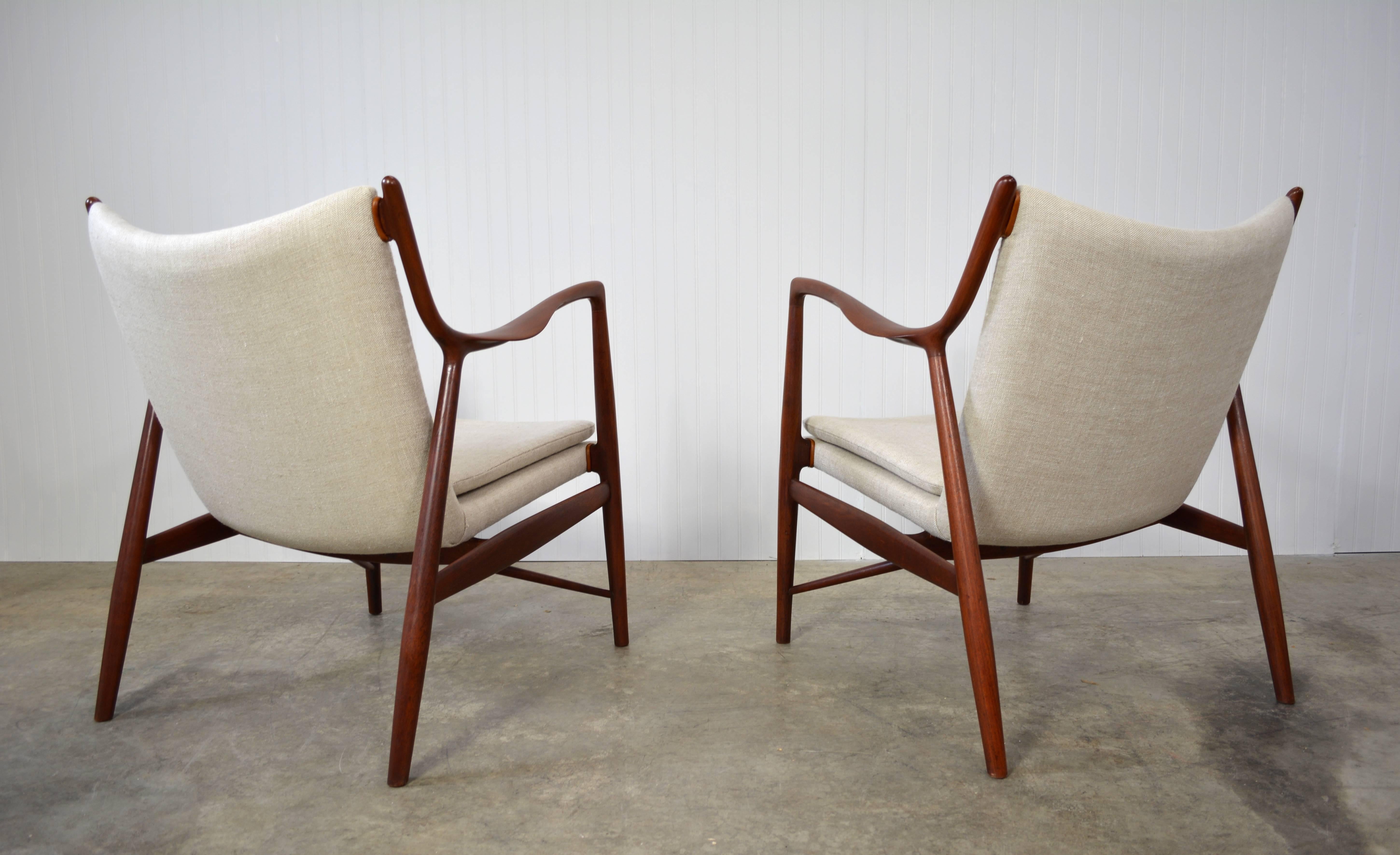 Pair of Finn Juhl nv-45 Lounge Chairs for Neils Vodder In Excellent Condition In Loves Park, IL