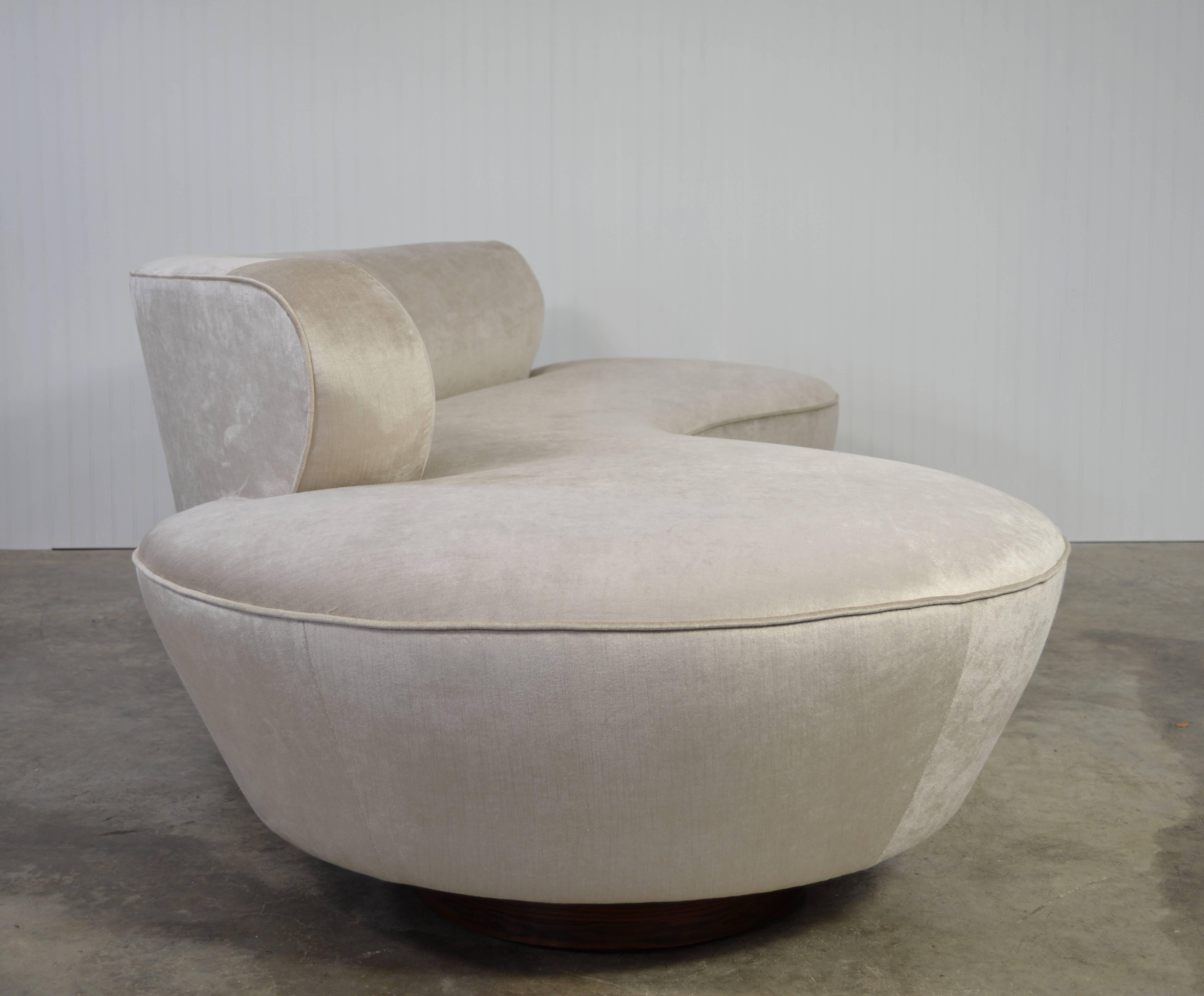 Cloud sofa designed by Vladimir Kagan for Directional. Newly recovered in a linen blend velvet over walnut bases. Directional label present. 

Fabric swatches available upon request.