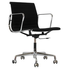 Armchair for " EA 117 " Charles Ray Eames for ICF USA 1969.