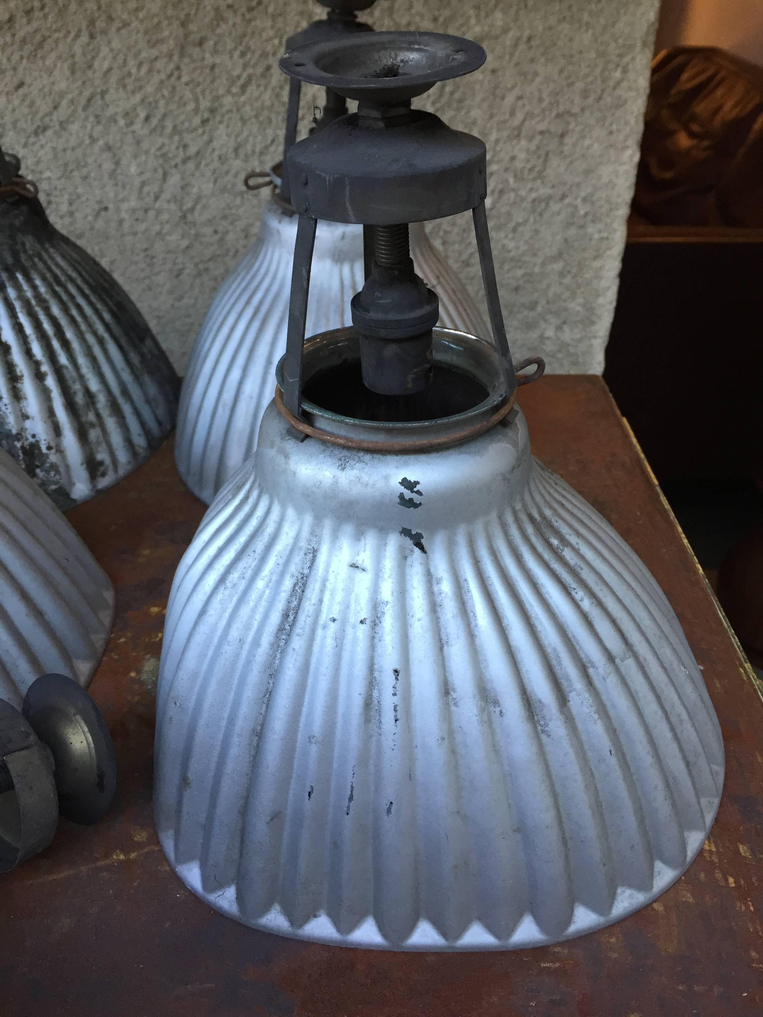 10 Glass Eglomised Lights, circa 1930 In Good Condition In Paris, FR