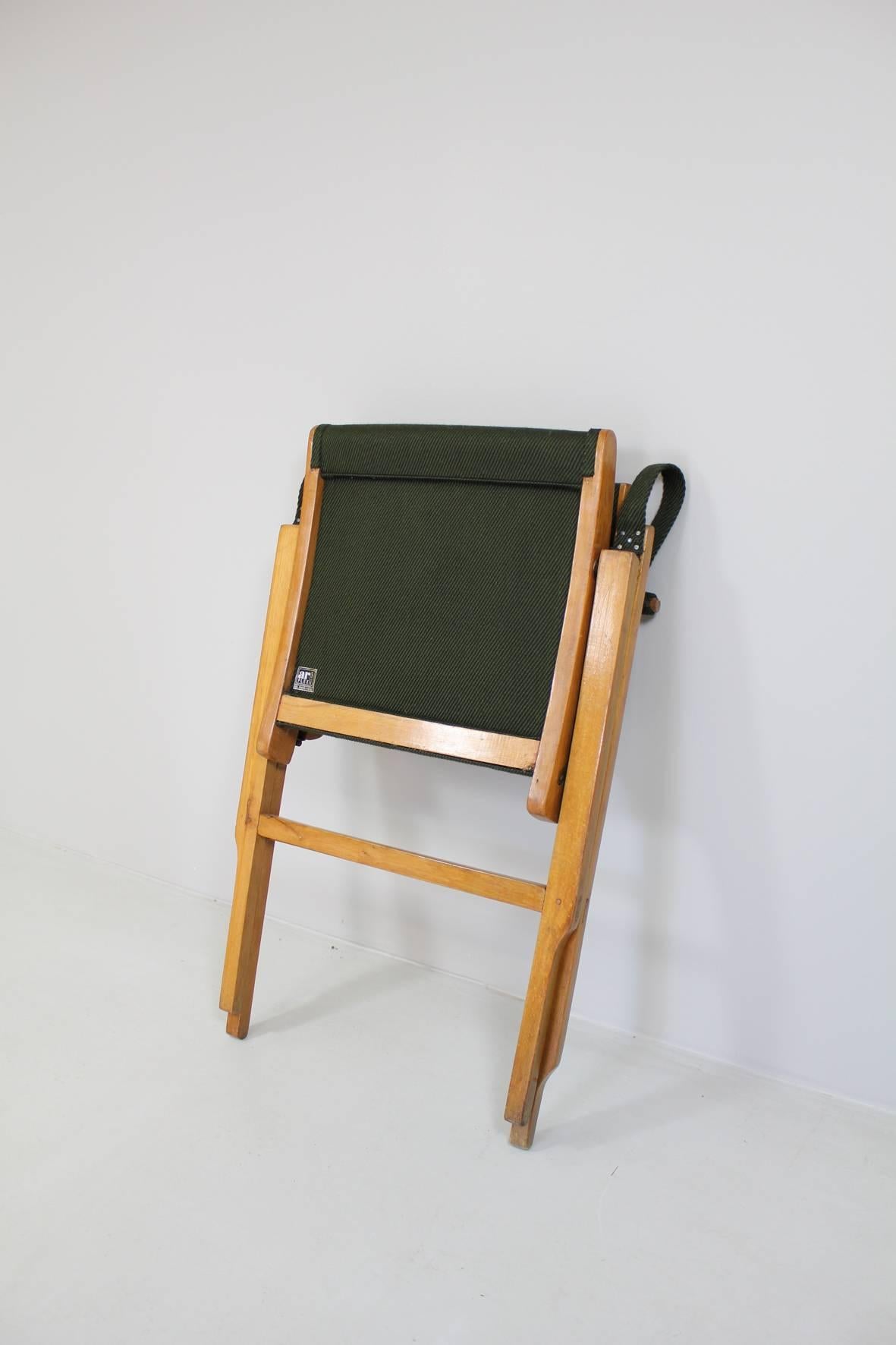 folding arm chair
