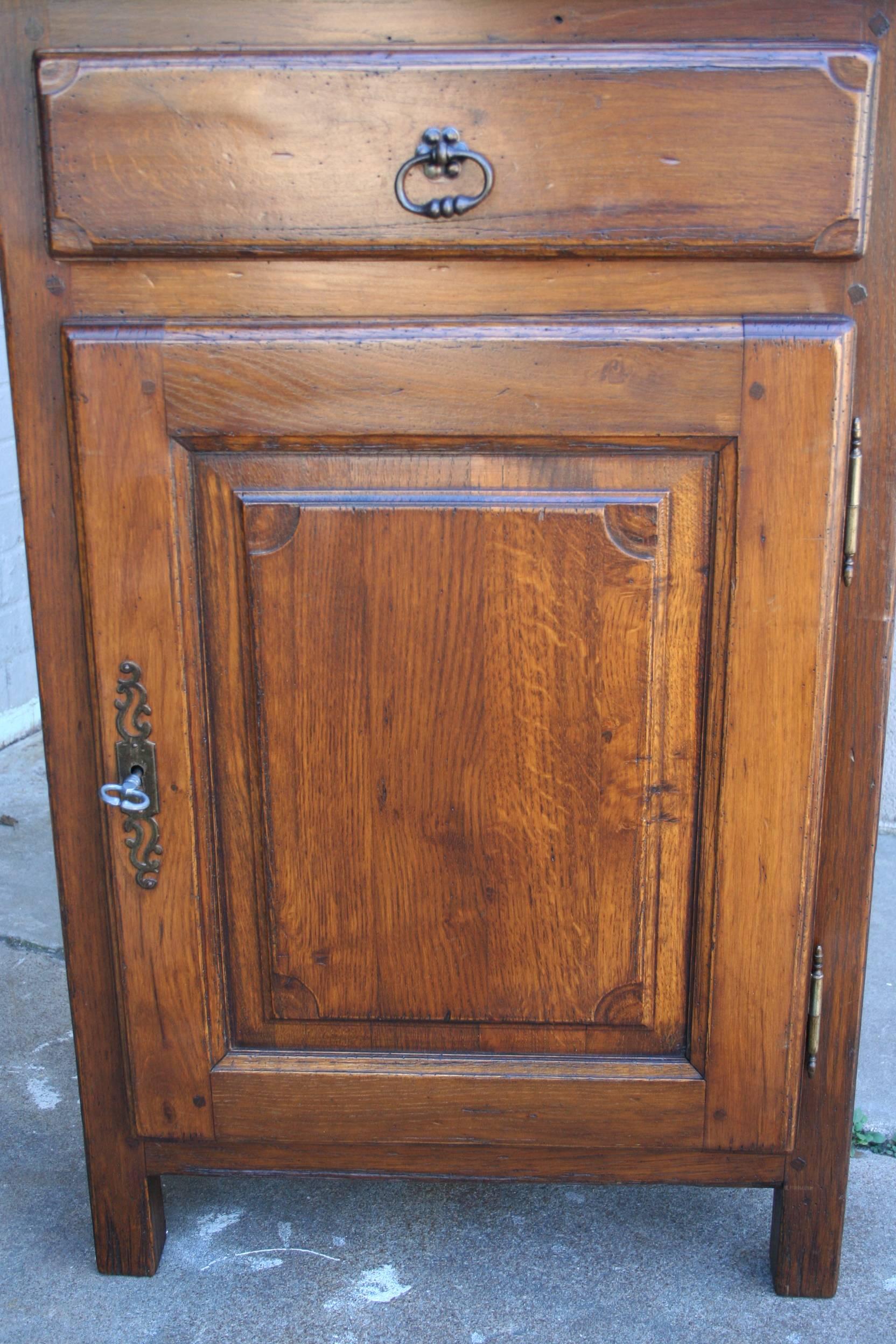Rustic Louis XIV Style 19th Century French Jam Cabinet Handmade of Oak 4