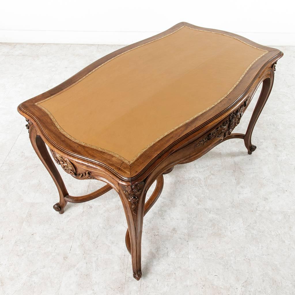 19th Century French Louis XV Style Hand-Carved and Gilt Walnut Center Table 4