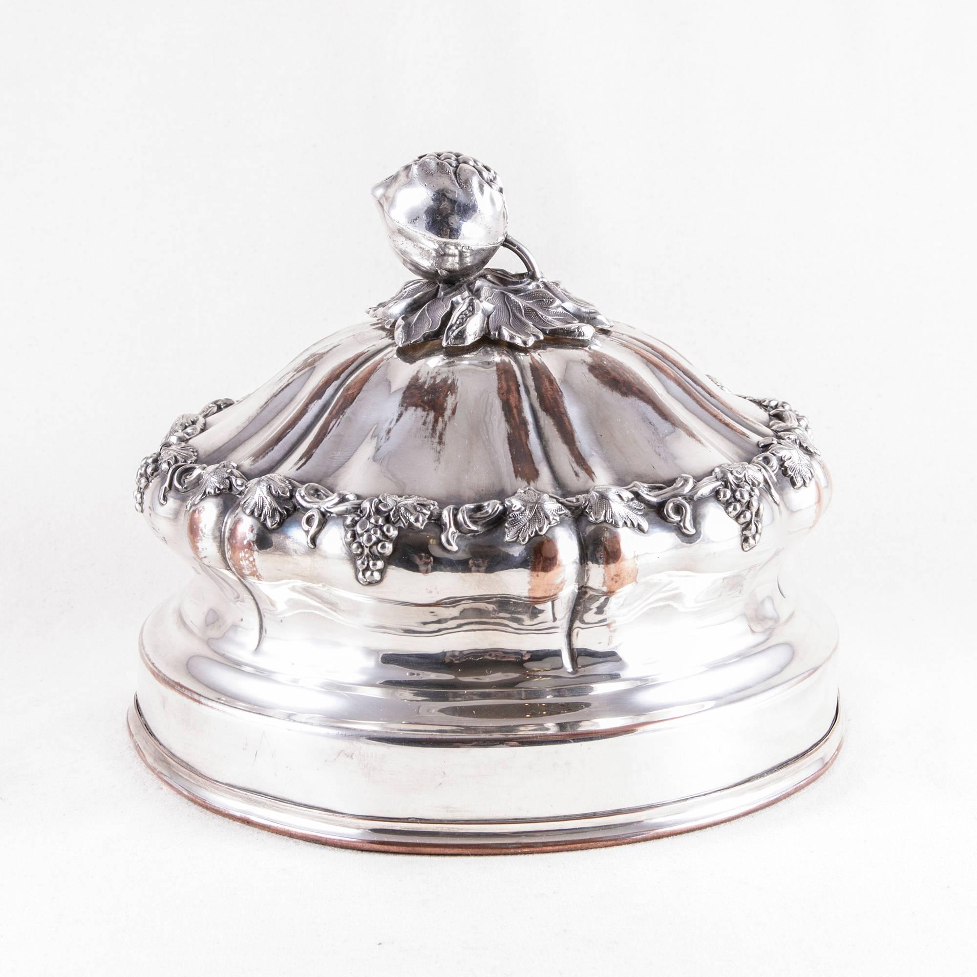 19th Century French Silver Hotel Dome Serving Piece Food Warmer Dish Cover In Good Condition In Fayetteville, AR