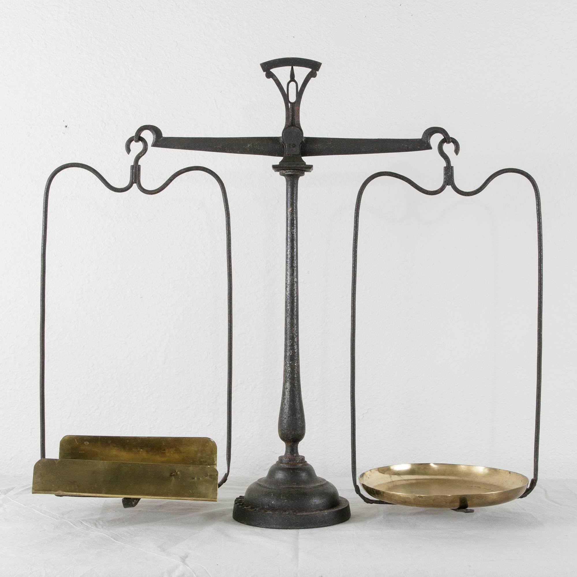 19th Century Very Large Set of Cast Iron Scales with Brass Pans Bakery Scales In Excellent Condition In Fayetteville, AR
