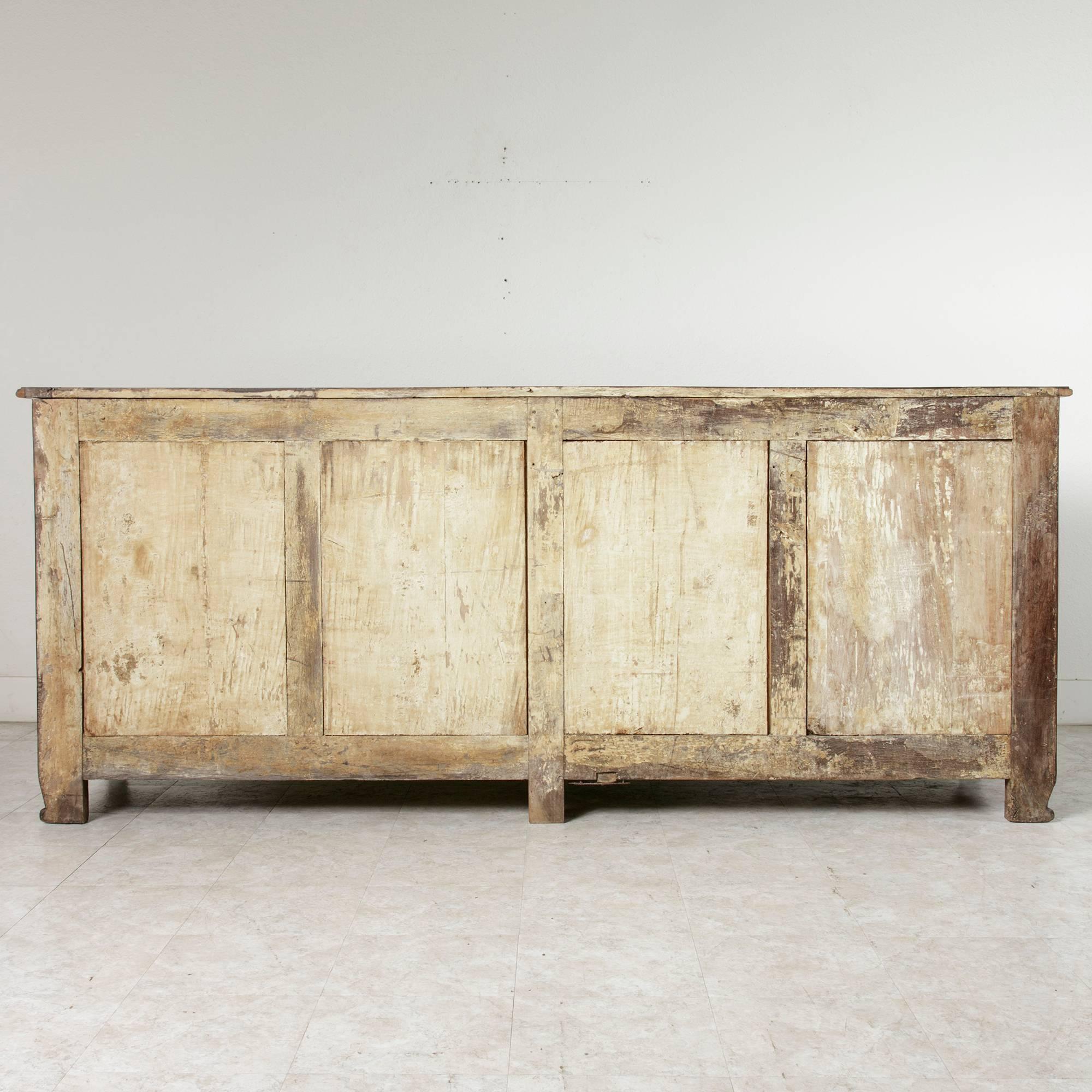 18th Century Louis XV Period French Hand-Carved Walnut Sideboard Enfilade Buffet 4