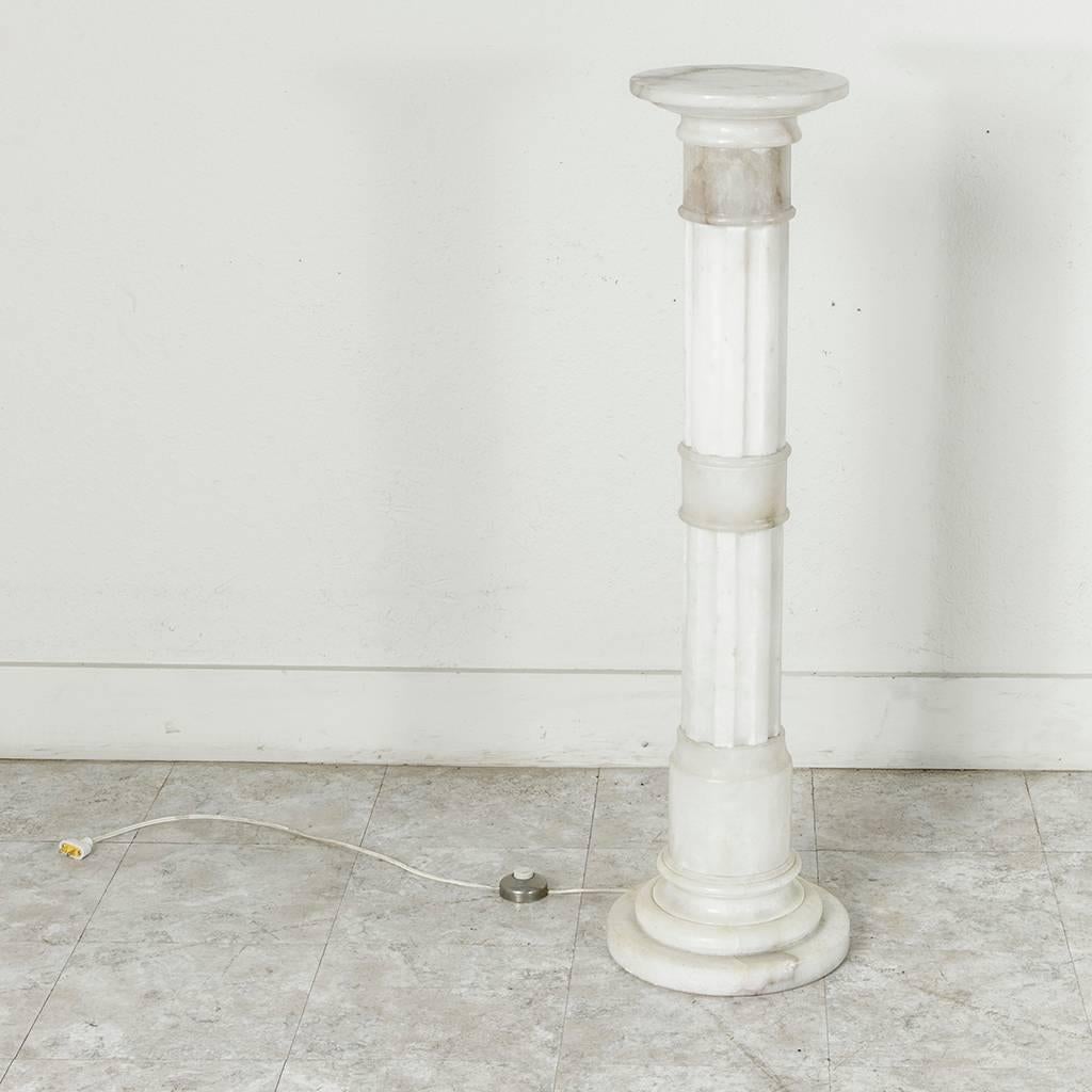 Early 20th Century French Alabaster Column Pedestal Pillar Electrified to Be Lit 1