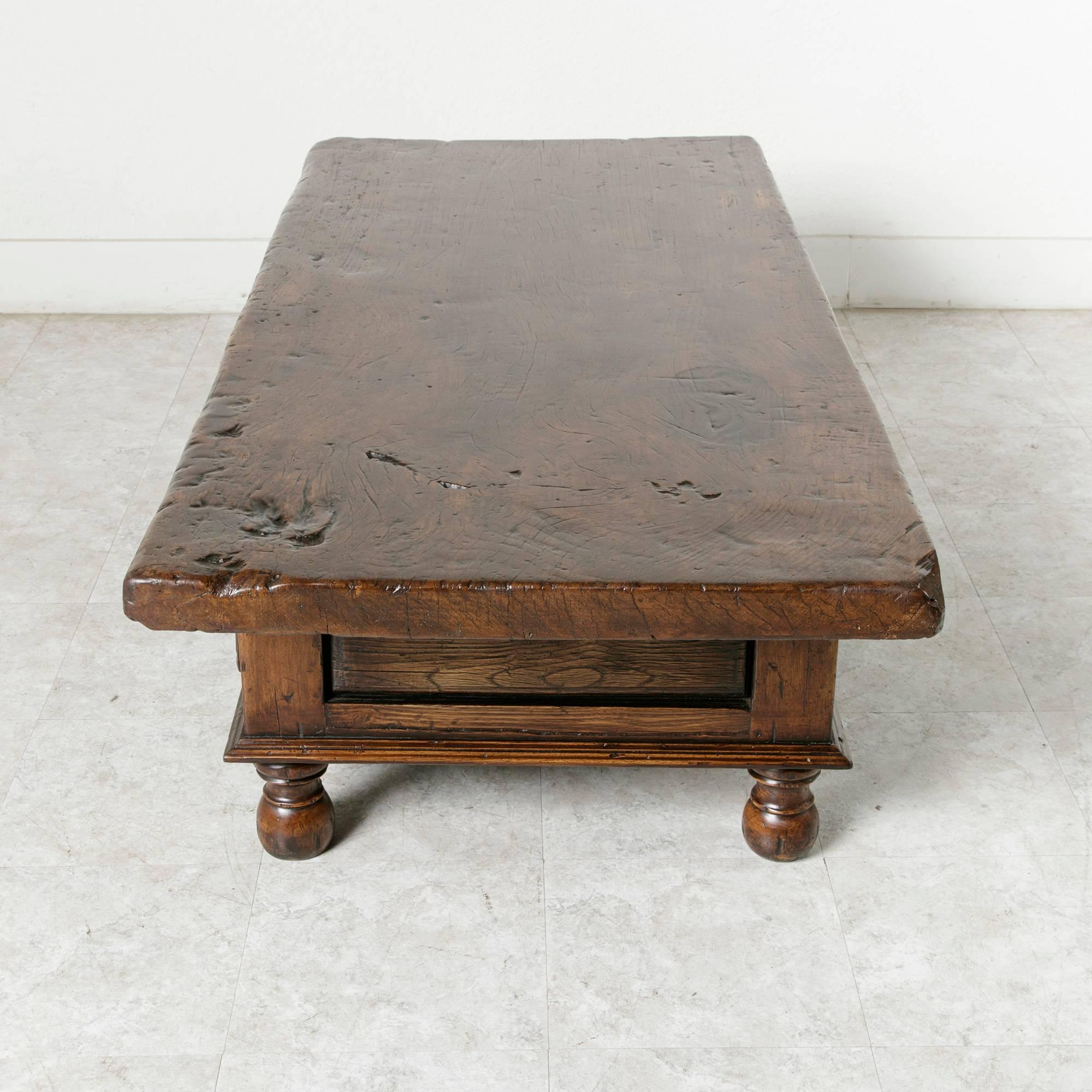 18th Century Spanish Coffee Table Made of One Single Piece of Walnut Two Drawers 4