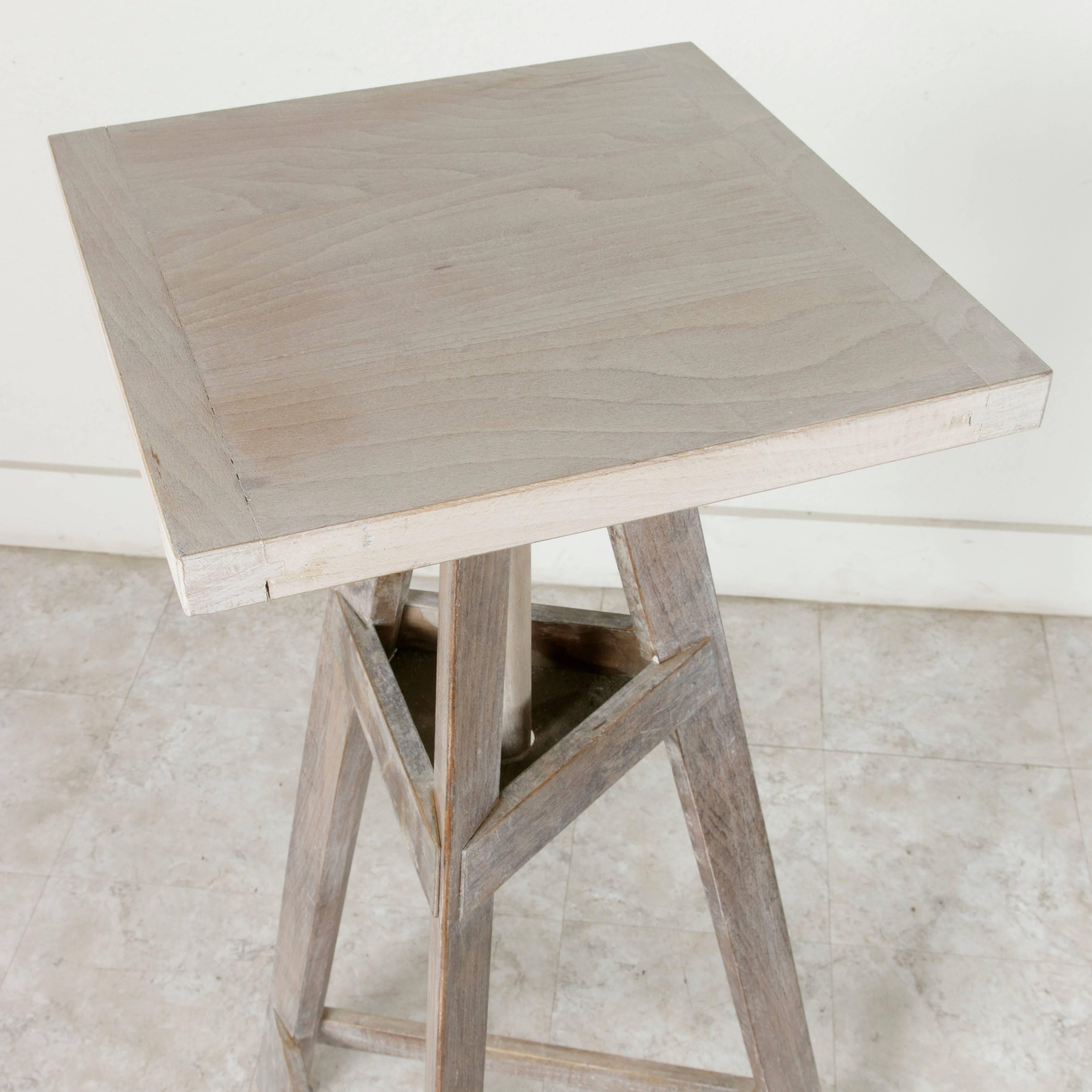 20th Century French Mid-Century Oak Sculptor's Table, Pedestal with Rotating Platform