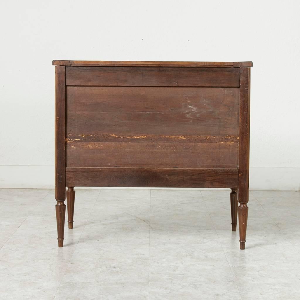 Early 20th Century Small-Scale French Louis XVI Walnut Commode Chest Nightstand 5