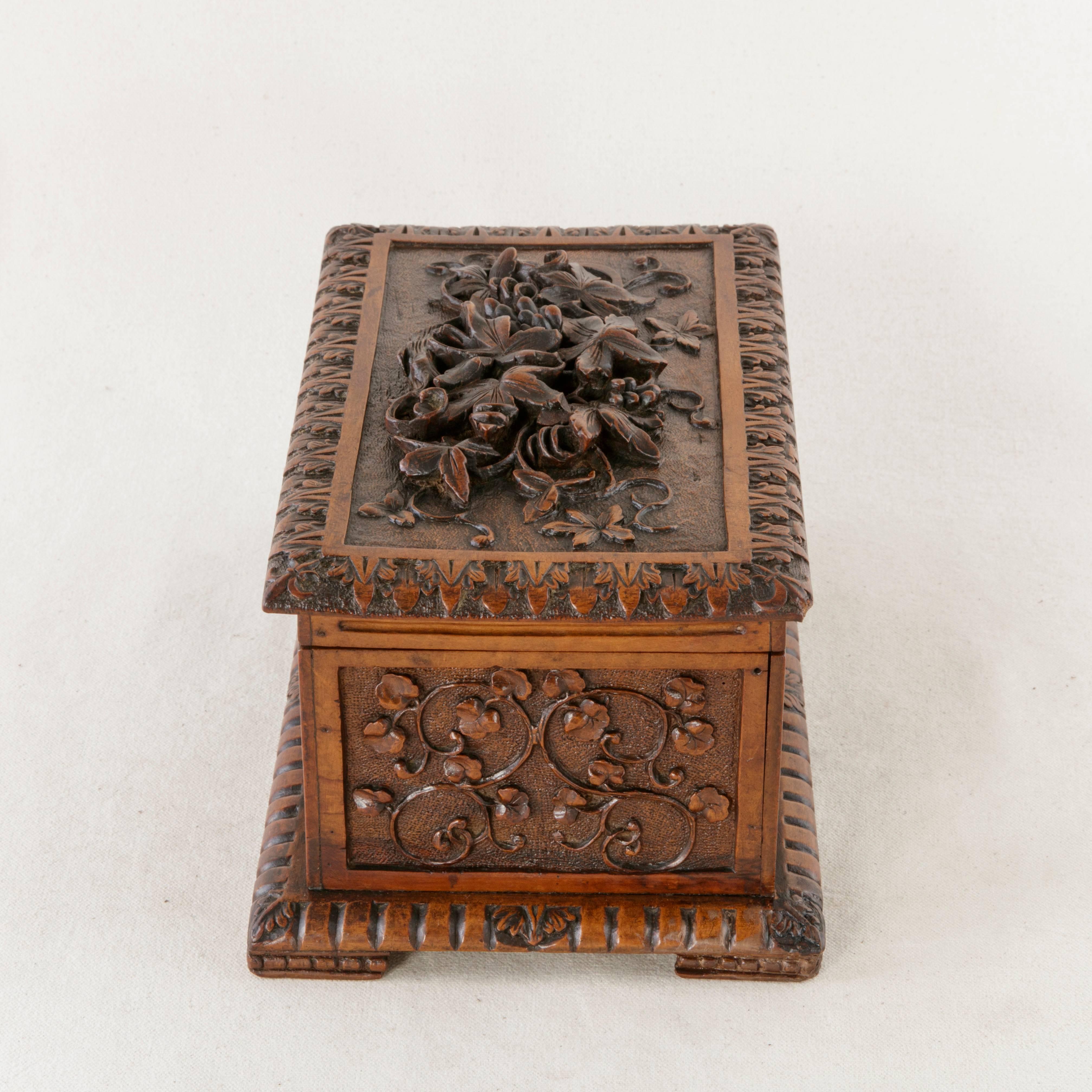 Wood Early 20th Century Hand-Carved, French Black Forest Box