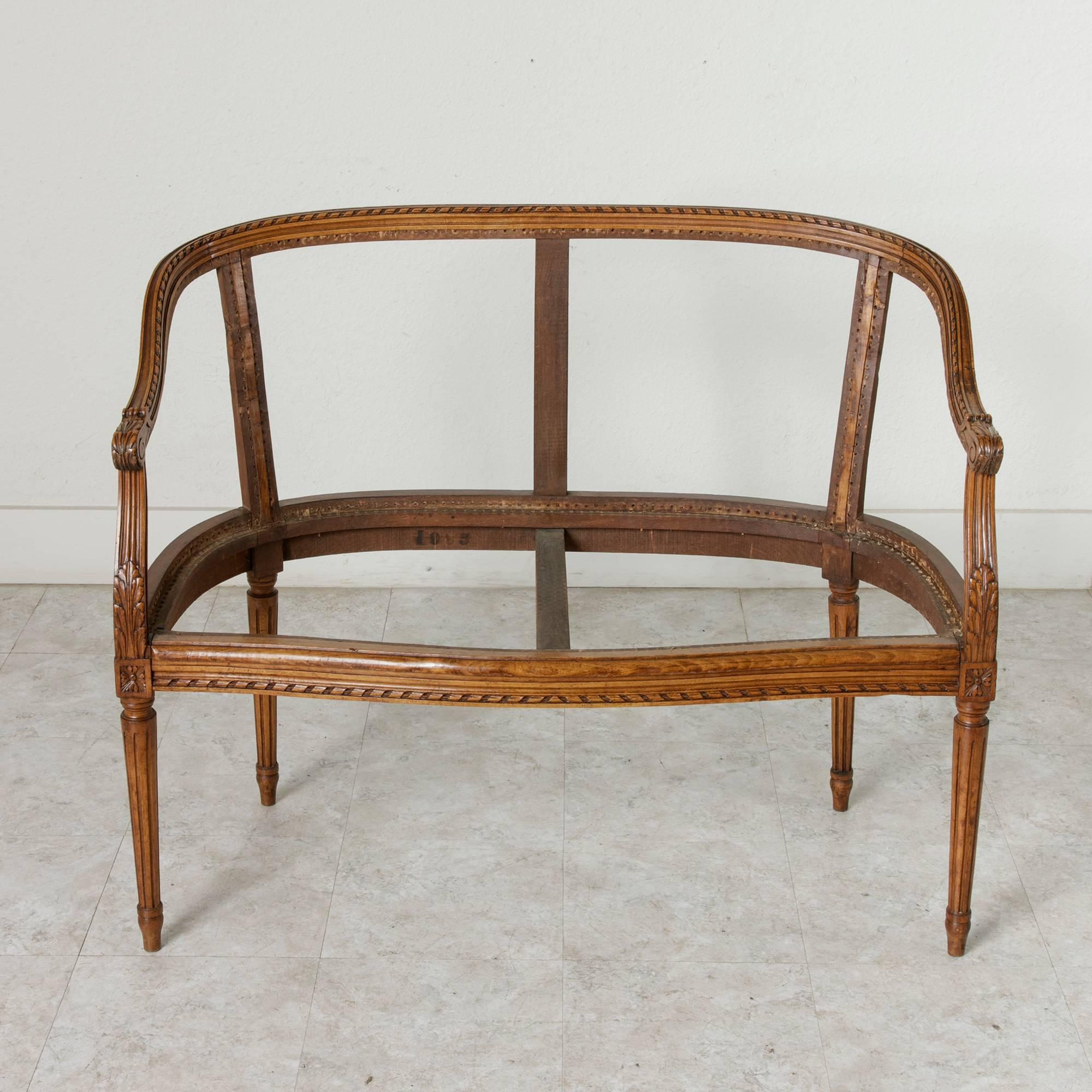 Late 19th Century French Louis XVI Style Hand-Carved Walnut Settee, Bench Frame 1