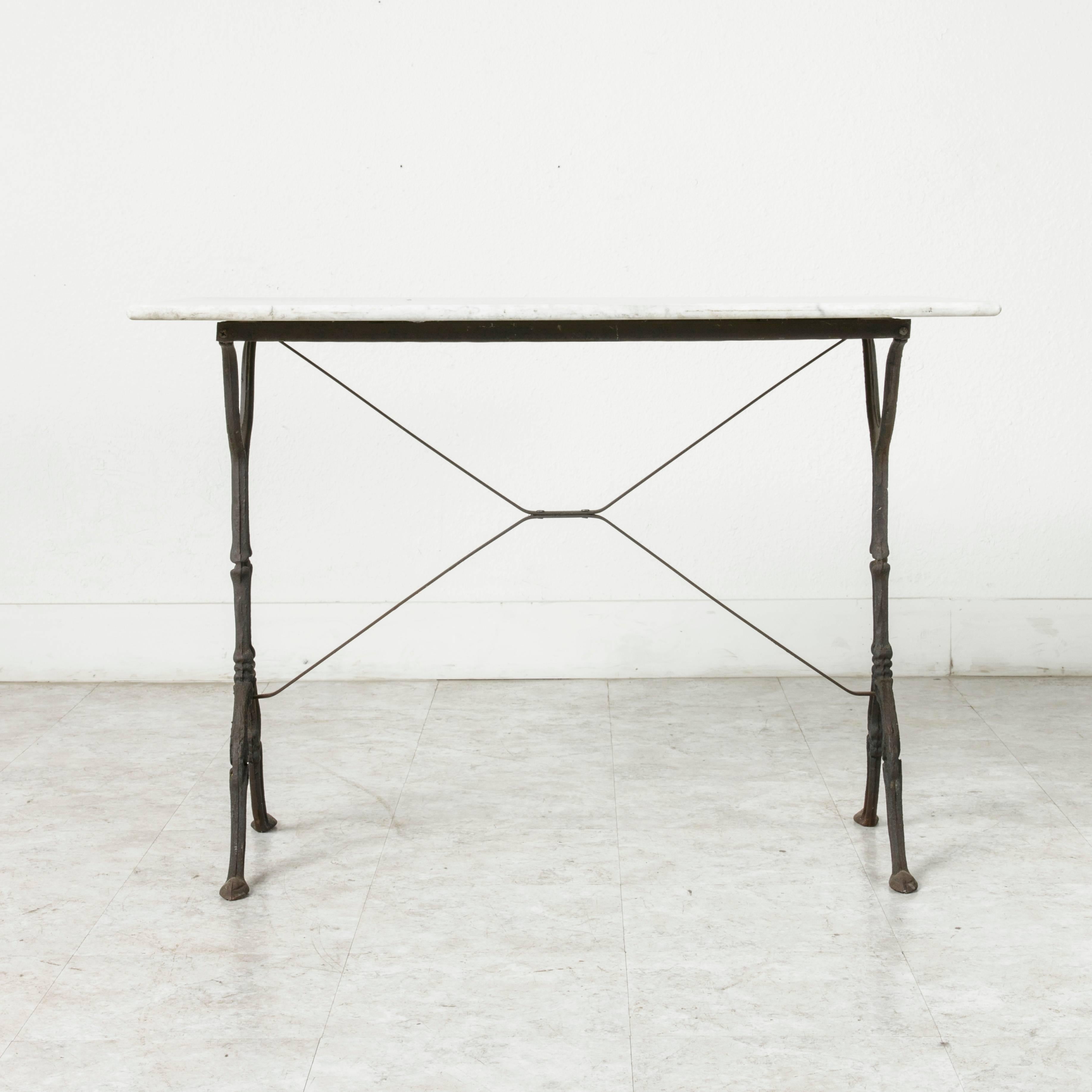 Mid-20th Century Iron Bistro Table, Cafe Table, Garden Table with Marble Top In Excellent Condition In Fayetteville, AR