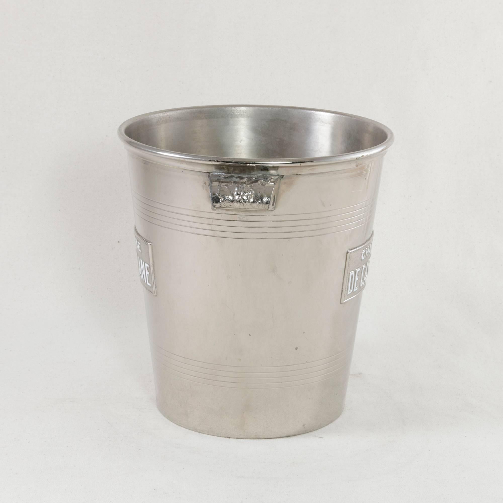 Early 20th Century Silver Plate De Castellane Champagne Bucket, Enameled Letters In Excellent Condition In Fayetteville, AR