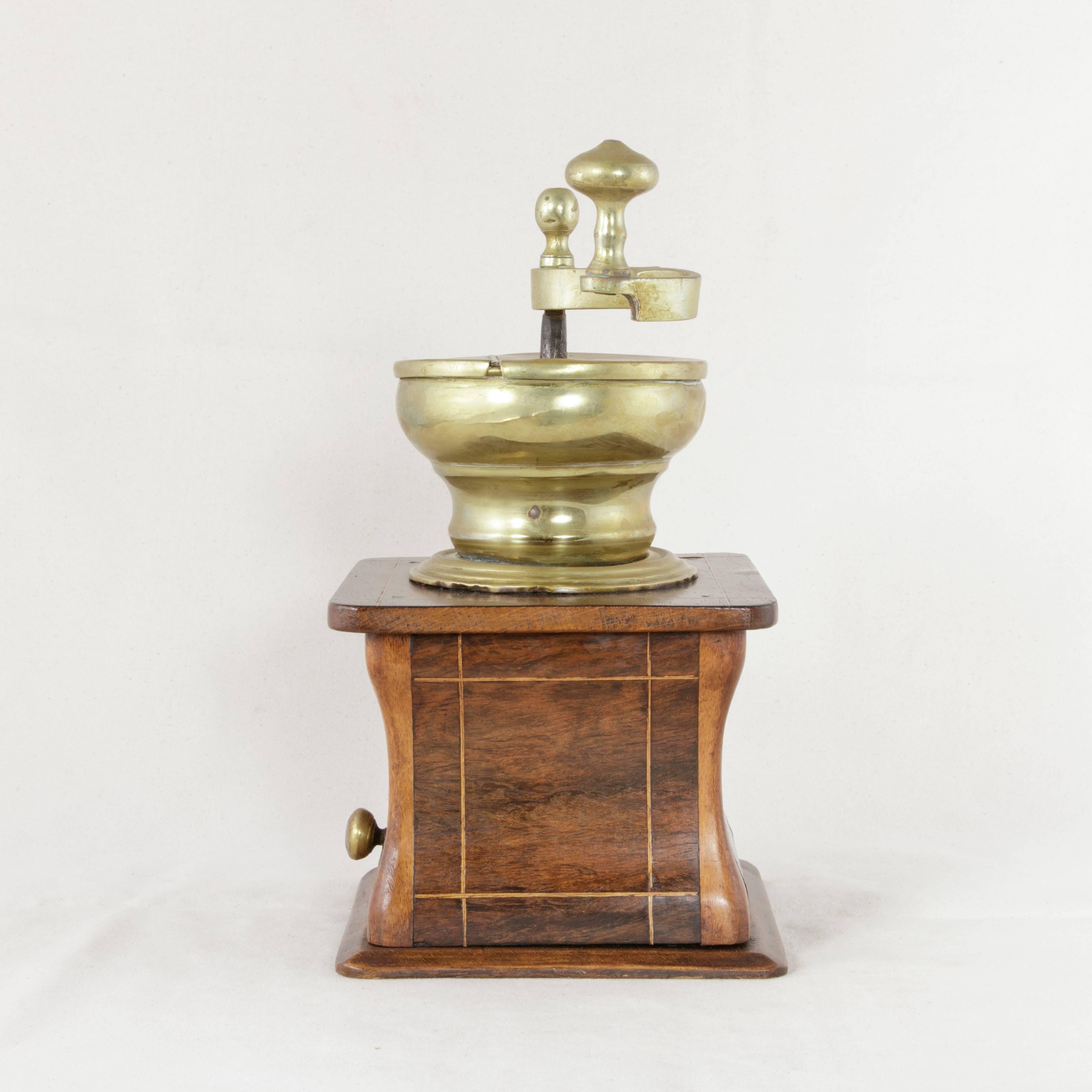 Early 19th Century Dutch Walnut and Brass Coffee Grinder with Lemonwood Inlay In Excellent Condition In Fayetteville, AR