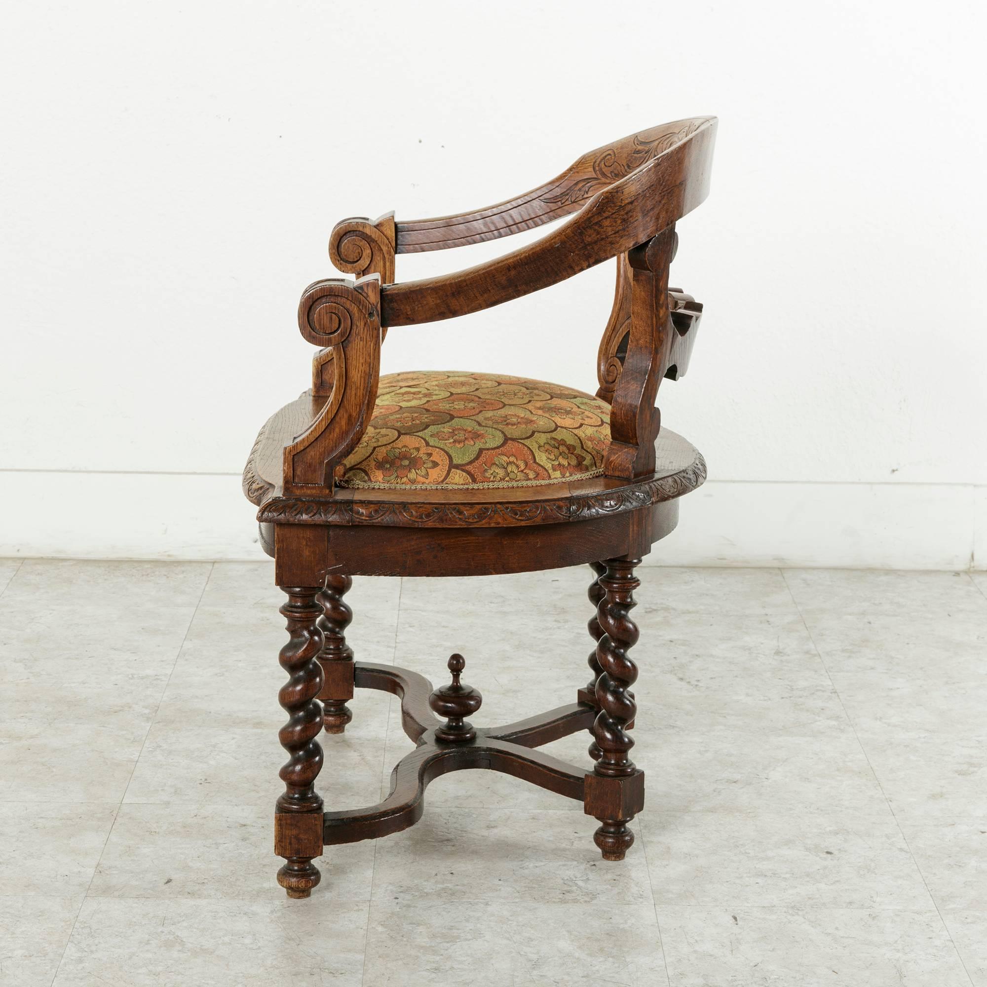 Renaissance Late 19th Century French Hand-Carved Oak Henri II Style Armchair or Desk Chair