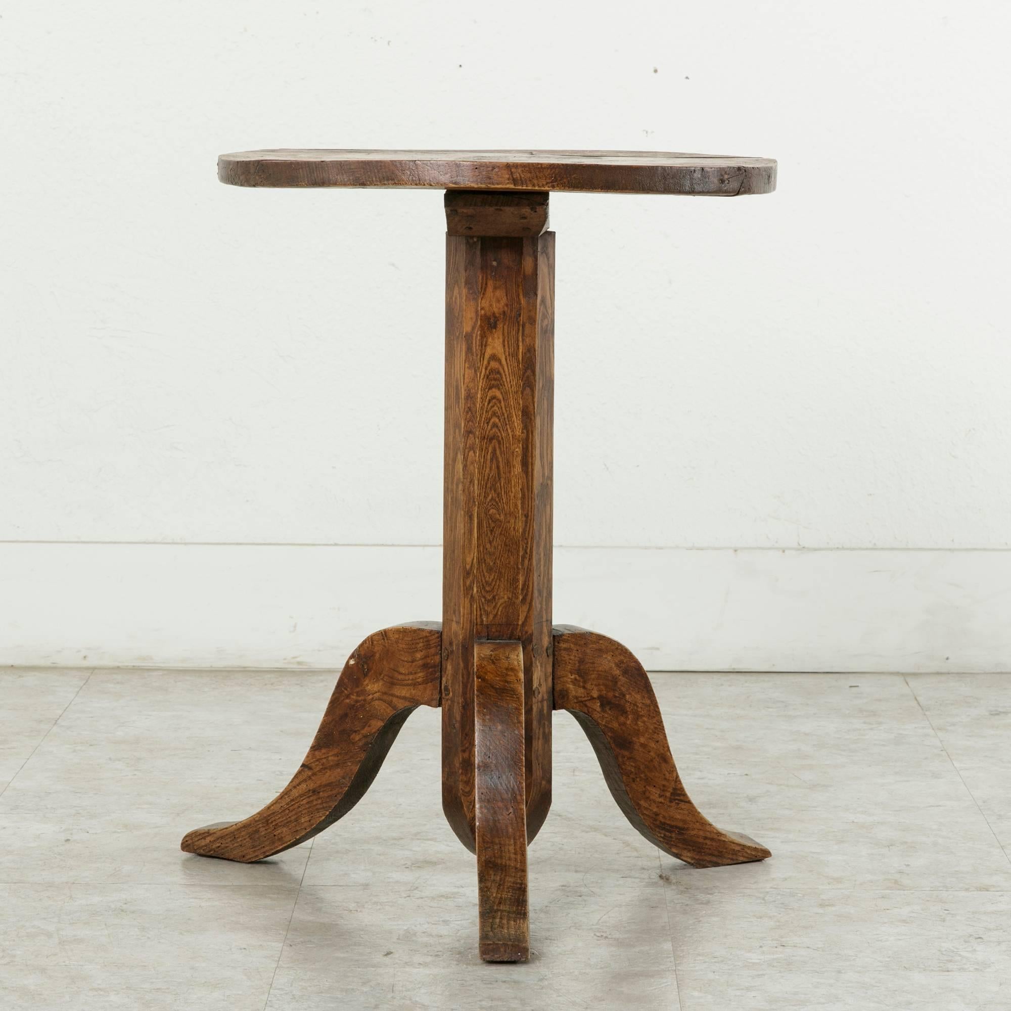 19th Century Rustic Artisan-Made French Chestnut Side Table or End Table In Good Condition In Fayetteville, AR
