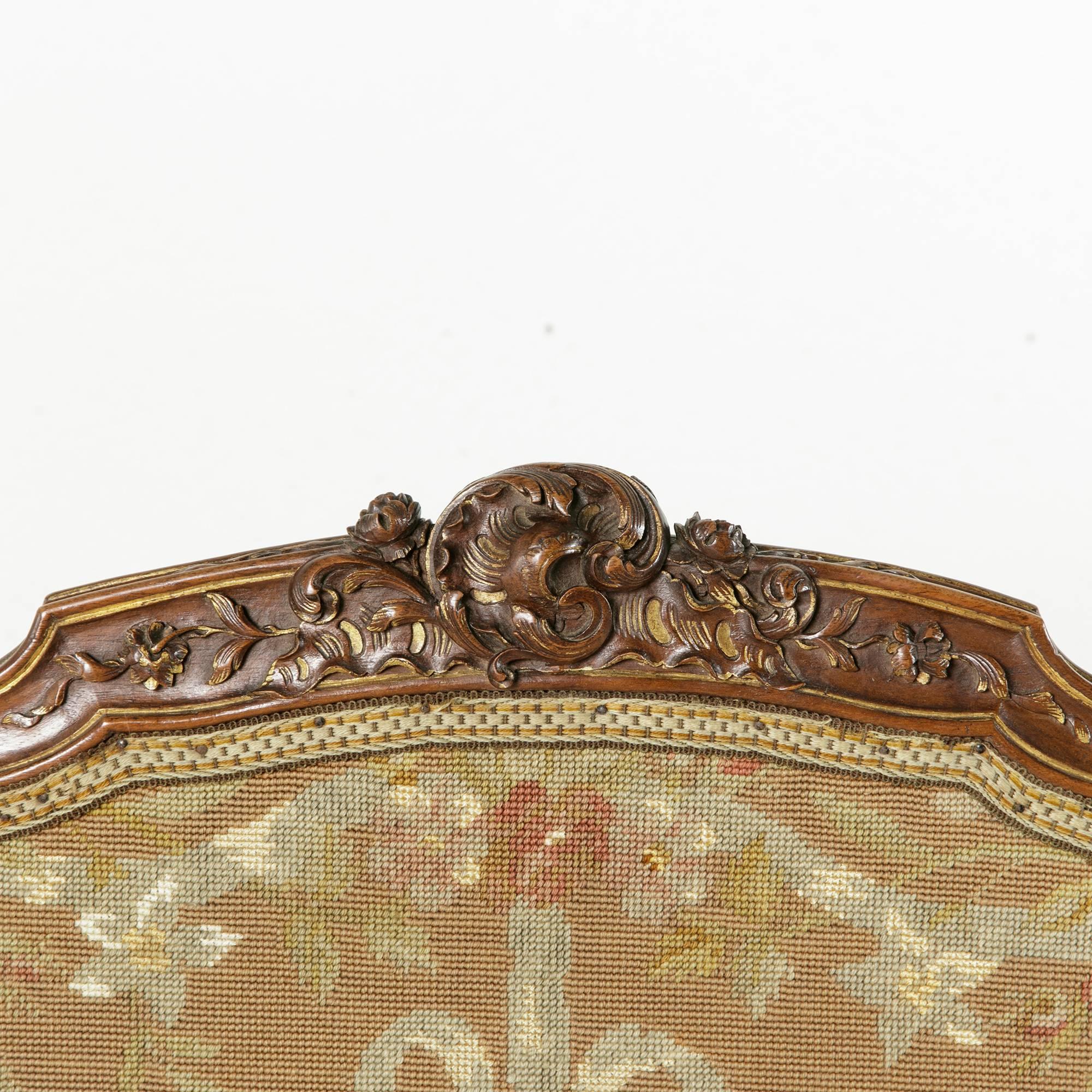 Tapestry Late 19th Century Hand-Carved Walnut Louis XV Fireplace Screen with Needlepoint