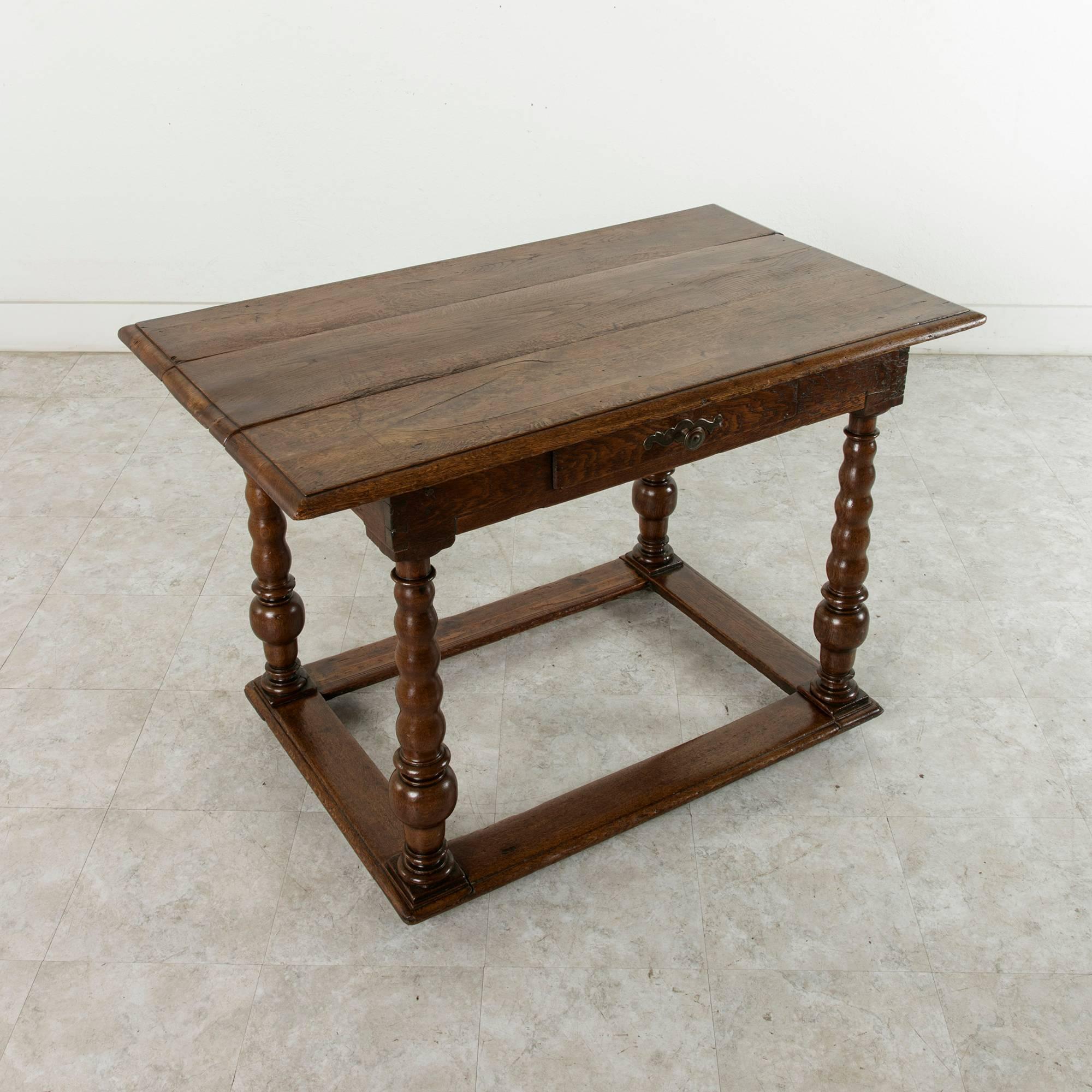 17th Century Louis XIII Period Oak Table with Spooled Legs and Single Drawer 1