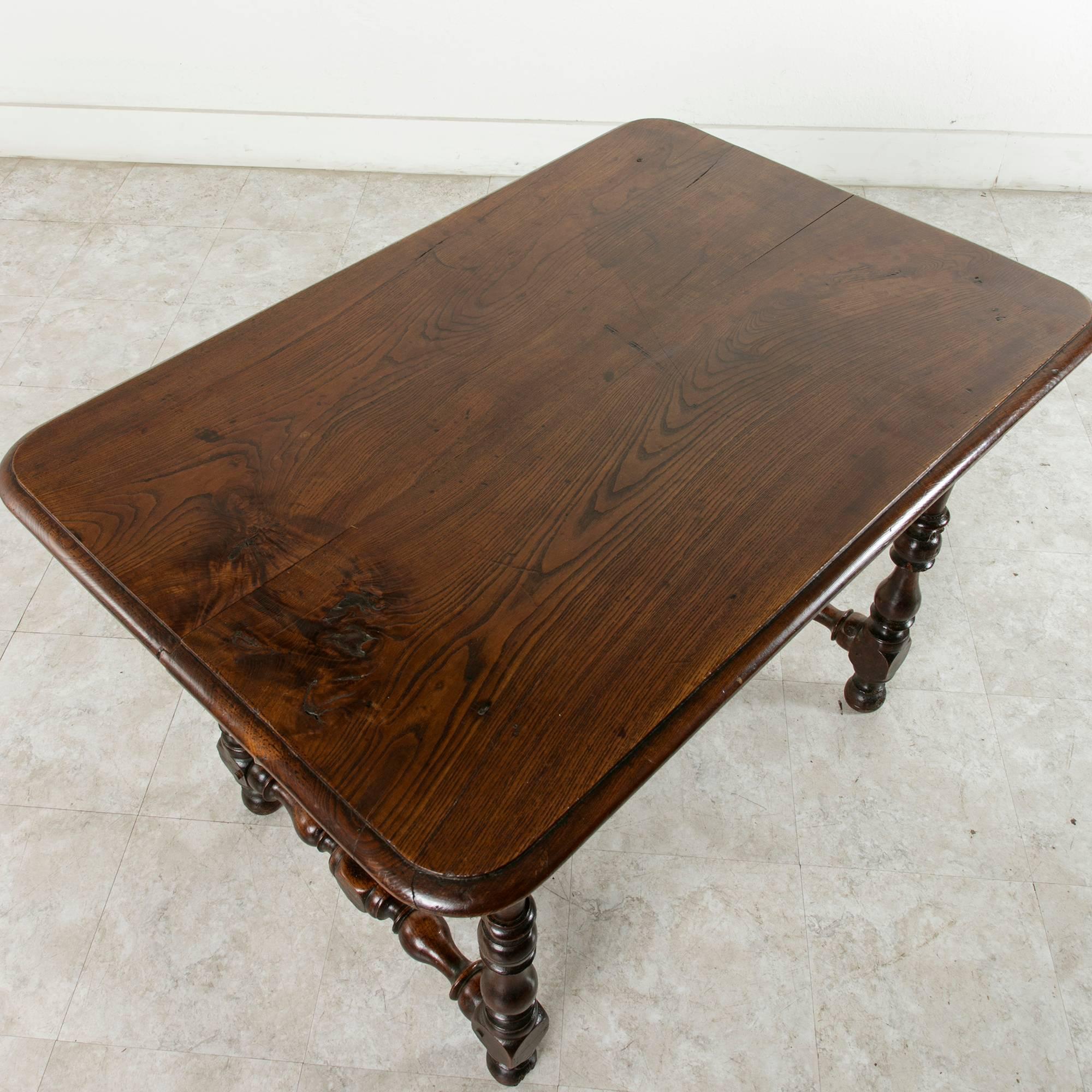 18th Century Louis XIII Style Oak Table with Turned Legs and Single Drawer 3