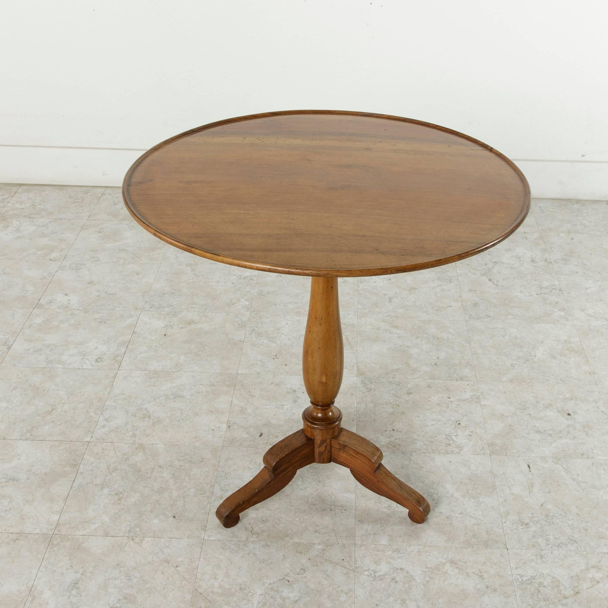 19th Century Louis Philippe Period French Walnut Pedestal Tilt-Top Side Table 2