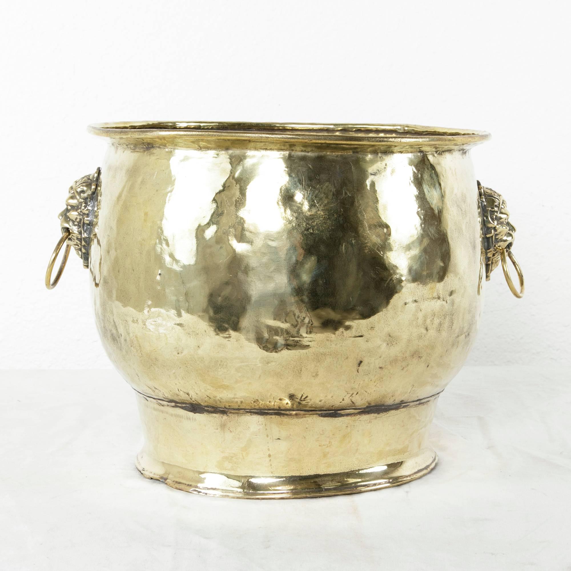 Large Late 17th Century French Louis XIV Period Brass Cachepot with Lion Heads 2