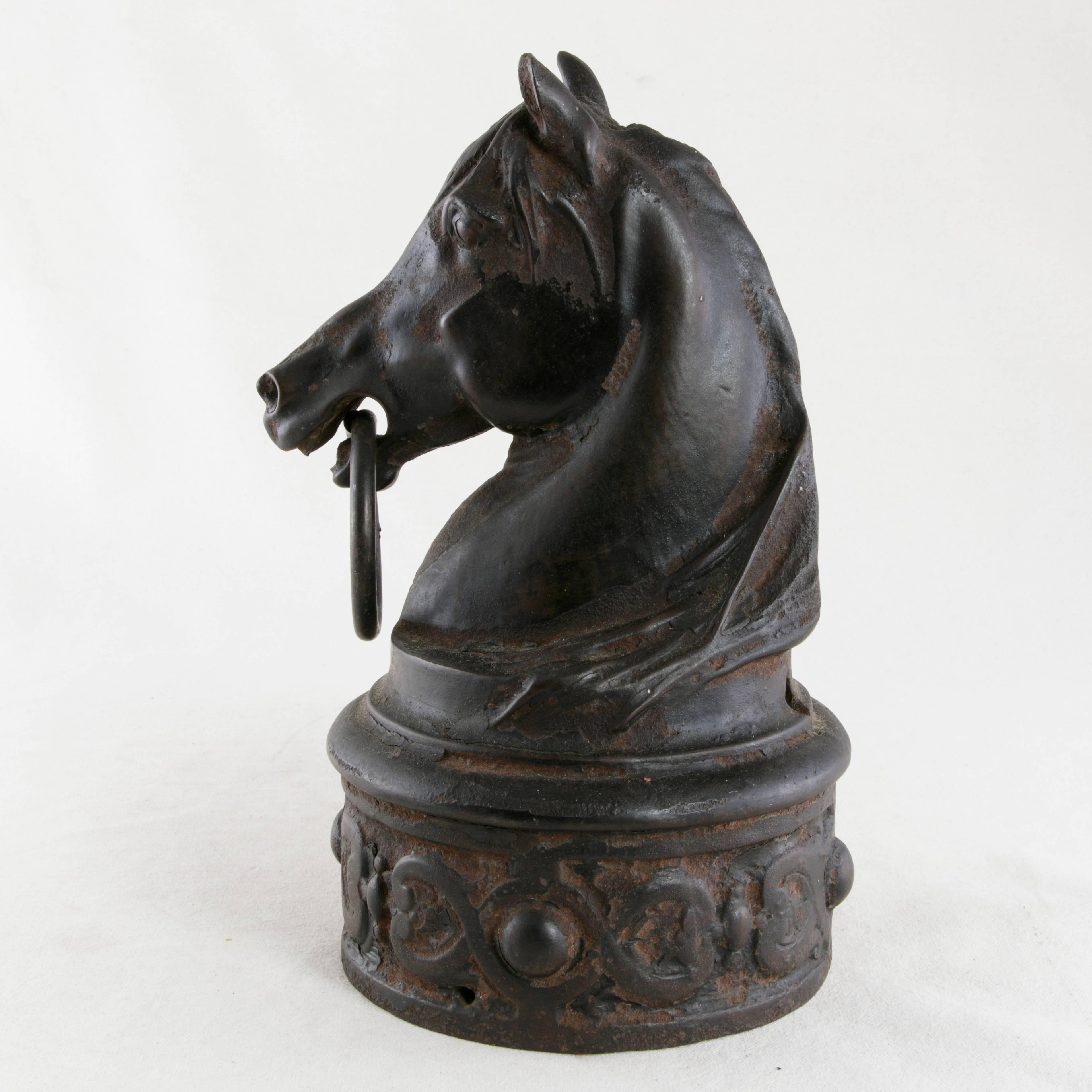 cast iron horse head with ring