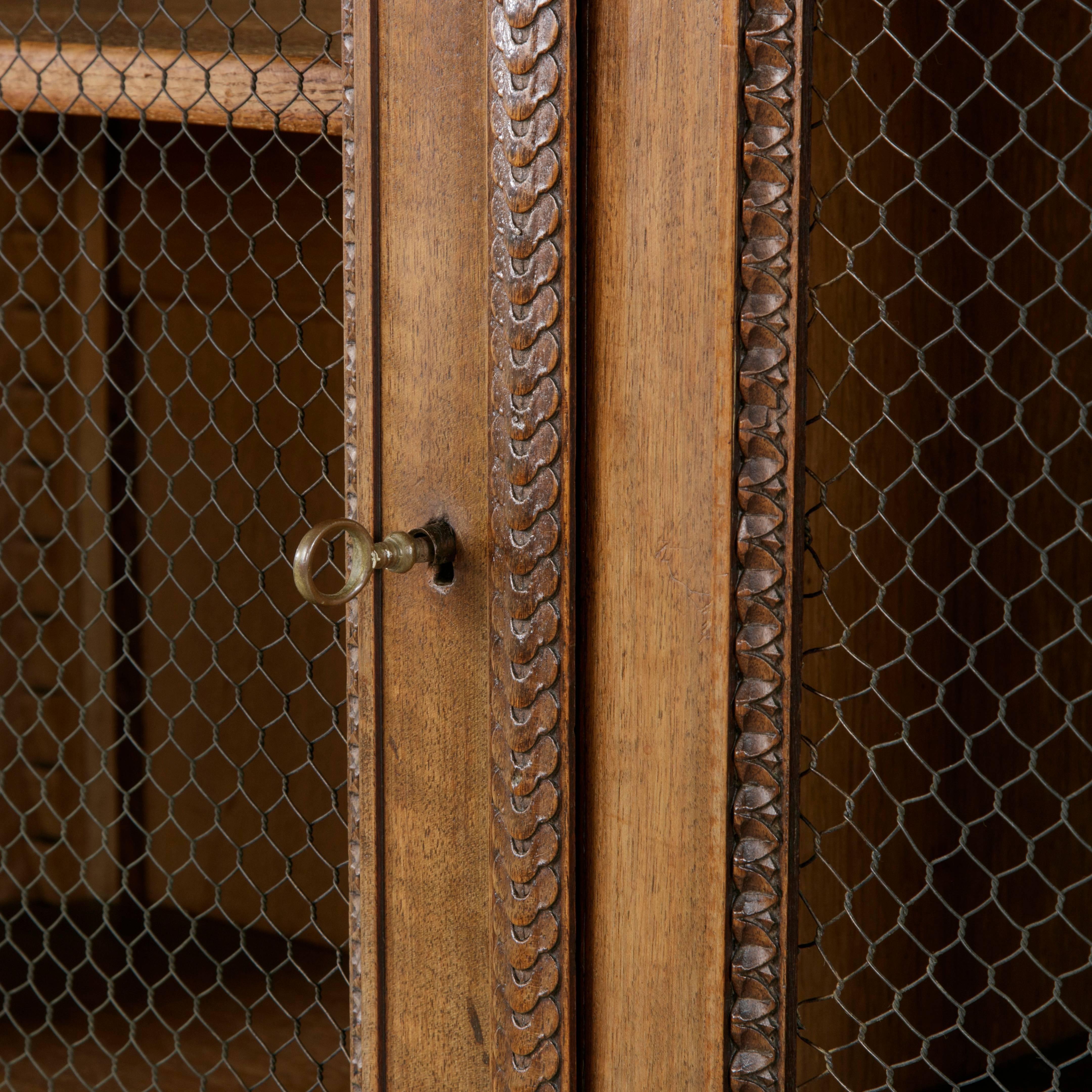 Late 19th Century Louis XVI Style Hand-Carved Walnut Bibliotheque or Bookcase 2