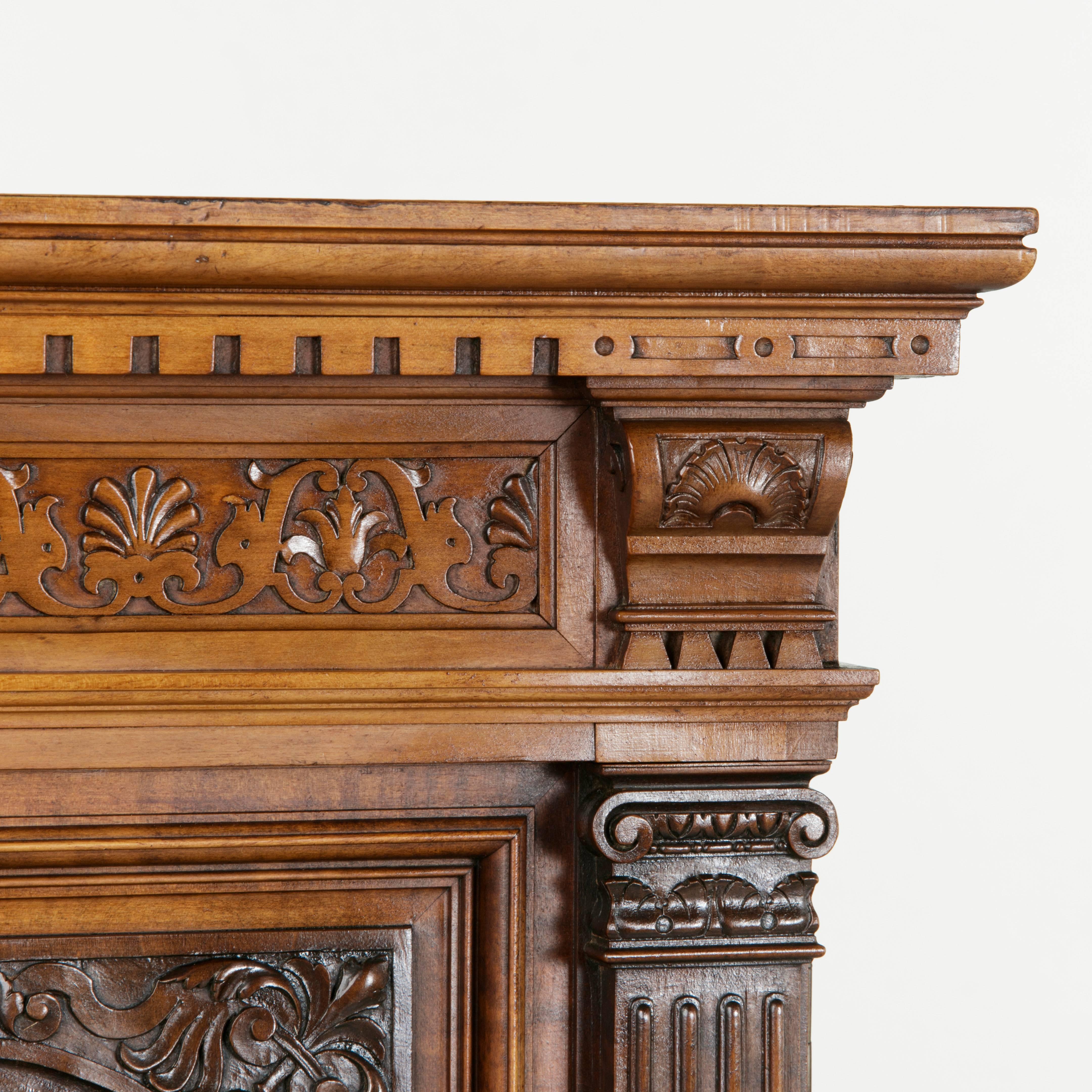 Late 19th Century French Hand-Carved Walnut Renaissance Style Cabinet or Dry Bar 1