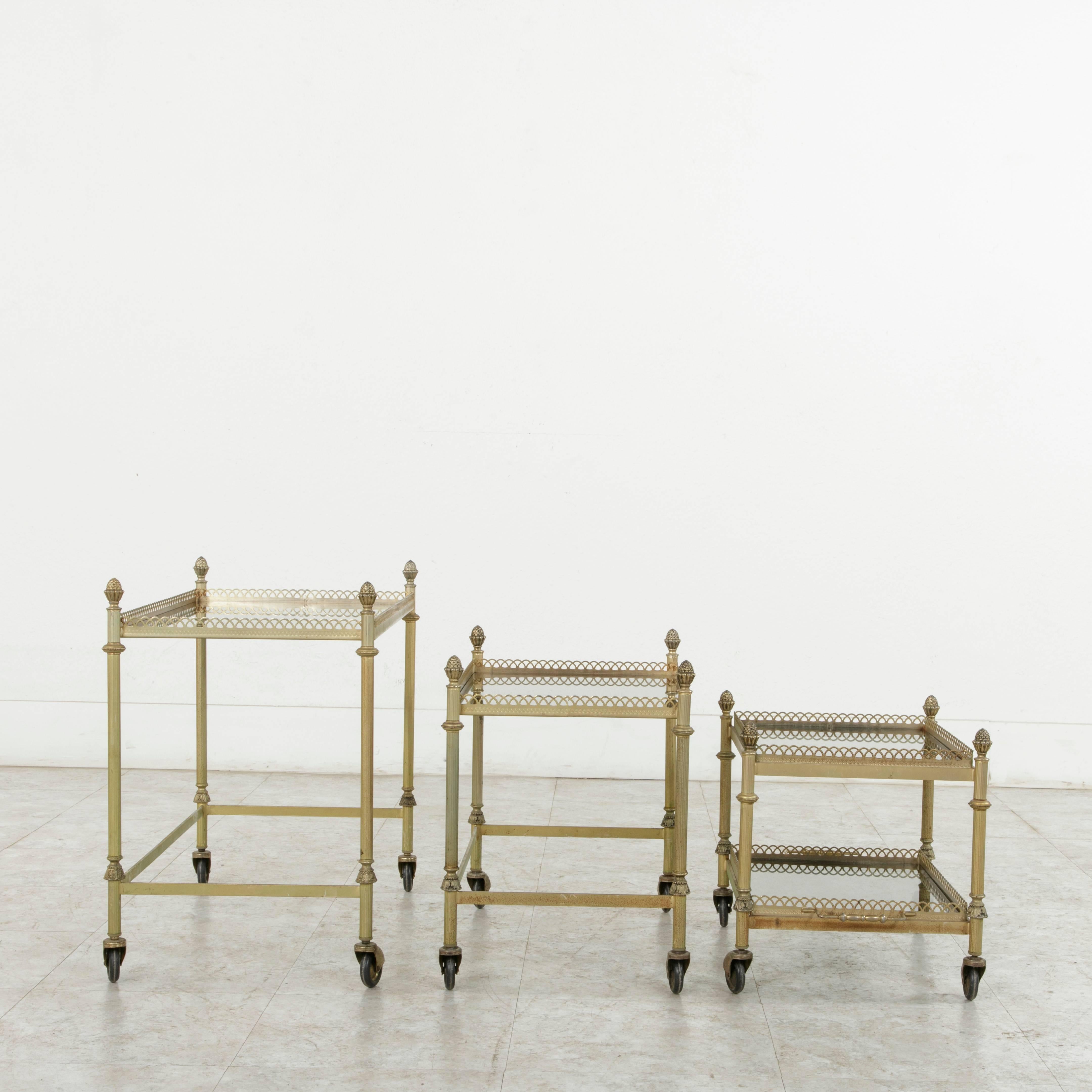Set of Three Mid-20th Century French Bronze Nesting Tables with Glass Trays For Sale 2