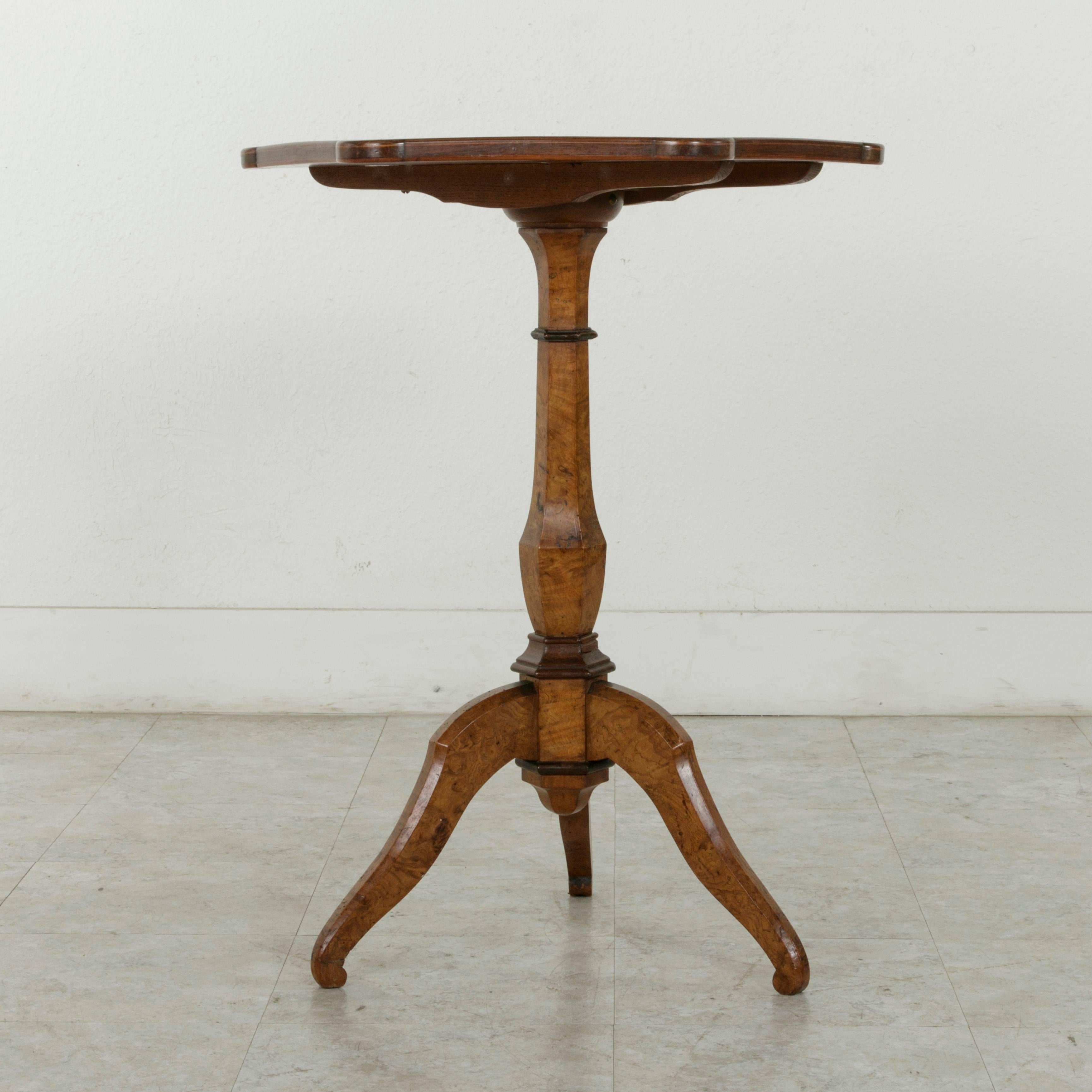 19th Century French Charles X Period Elm and Walnut Pedestal Table or Gueridon 2